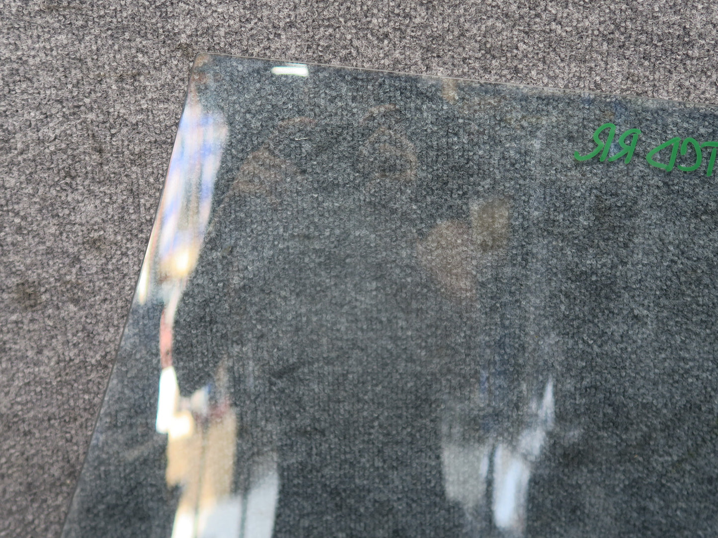 84-88 Toyota Cressida MX73 Sedan Rear Right Door Window Glass OEM