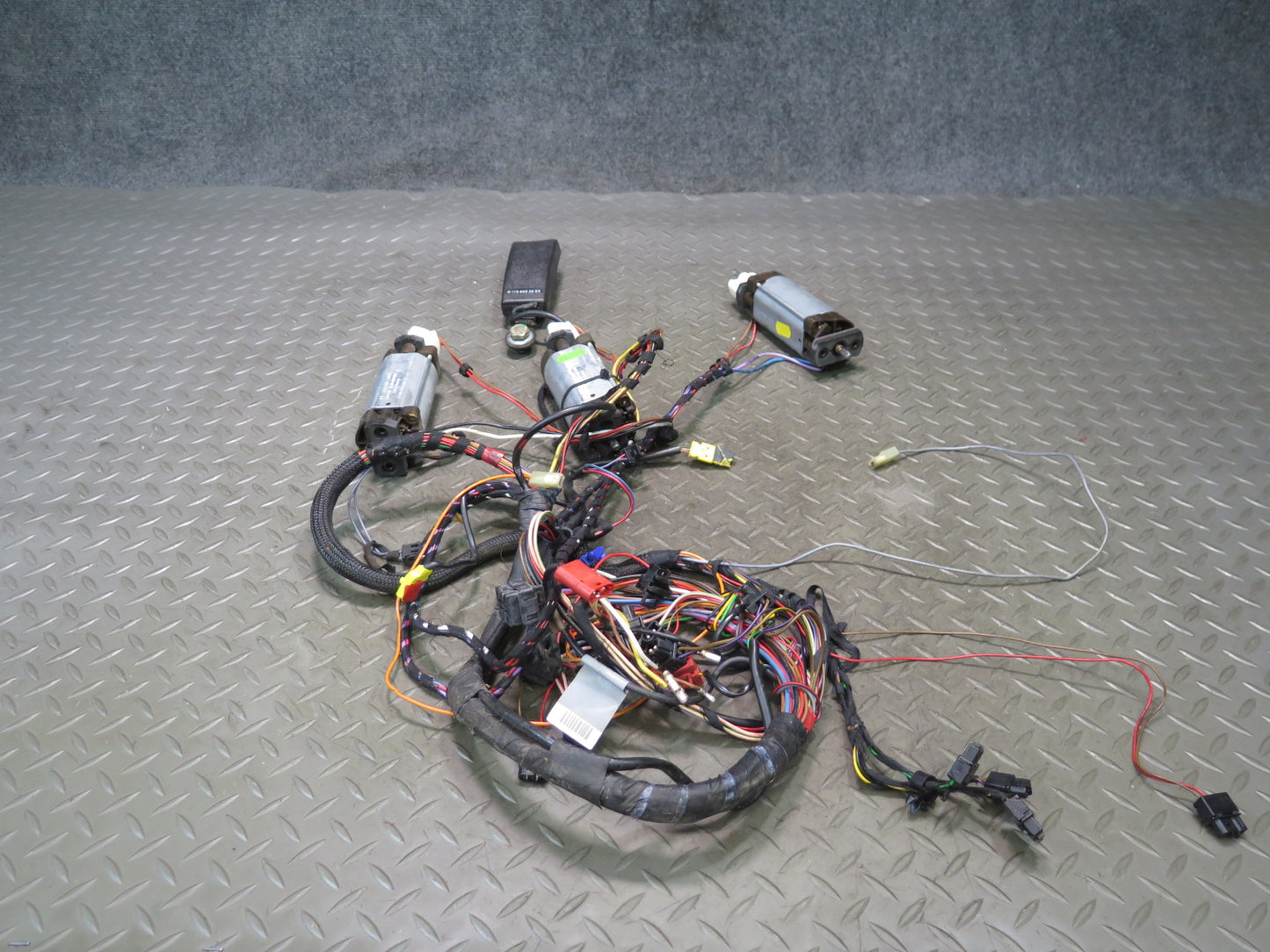 94-02 Mercedes R129 Sl-class Front Right Seat Adjust Motor Wiring Set OEM
