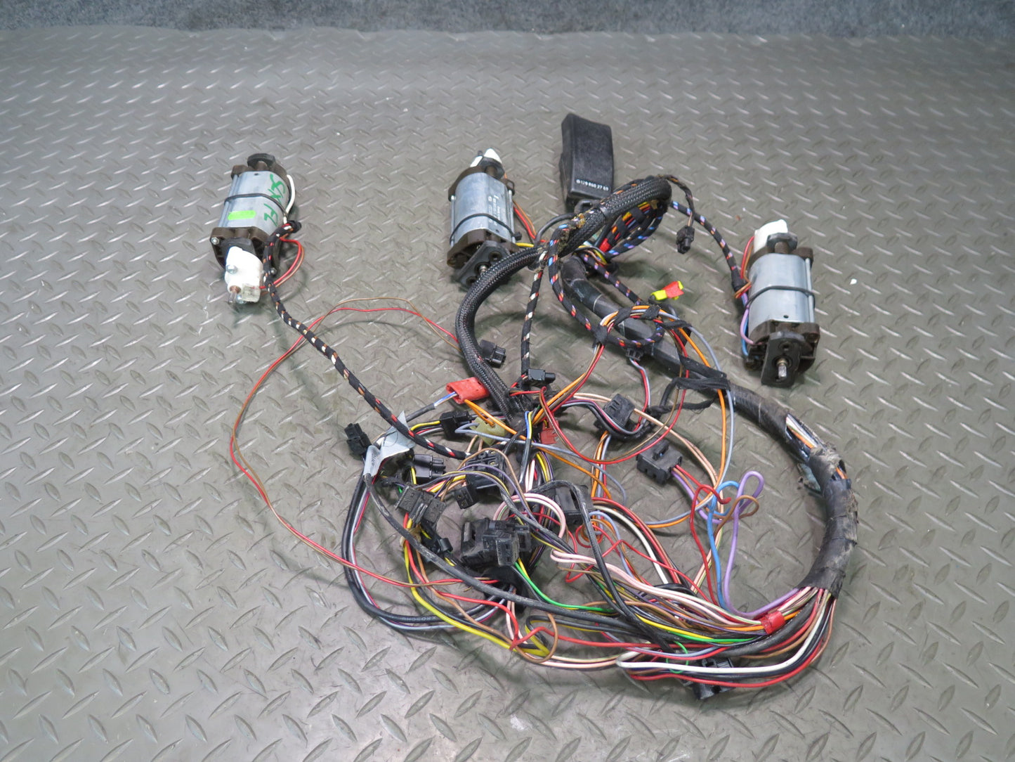 94-02 Mercedes R129 Sl-class Front Left Seat Adjust Motor Wiring Set OEM