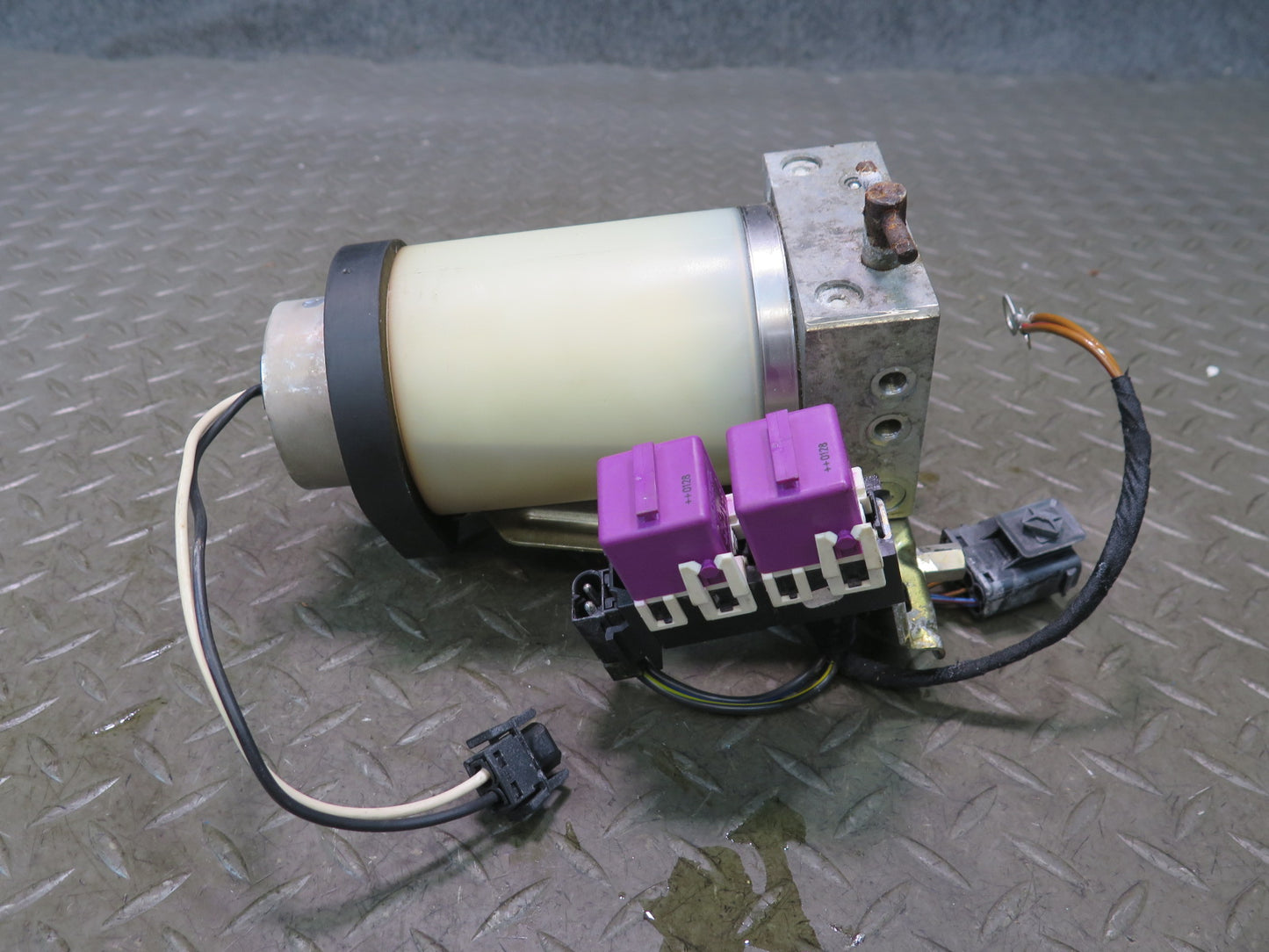 96-02 BMW E36/7 Z3 Roadster TOP Roof Hydraulic Pump Motor w Relays 8407224 OEM