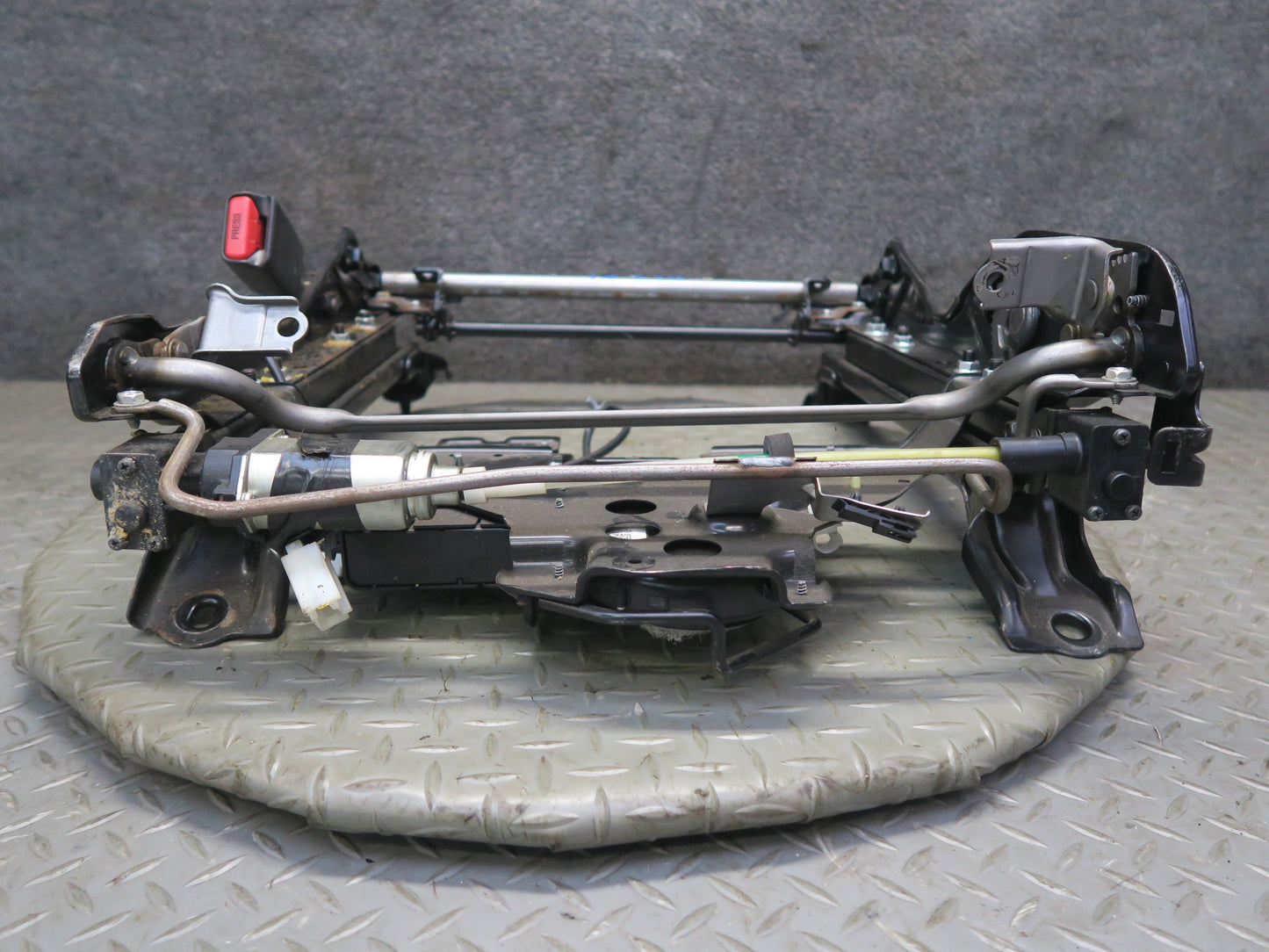 2010 Nissan Z34 370Z Convertible Front Left Seat Frame Track Rail w Motor OEM