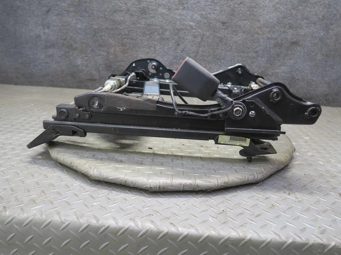 2010 Nissan Z34 370Z Convertible Front Right Seat Frame Track Rail w Motor OEM