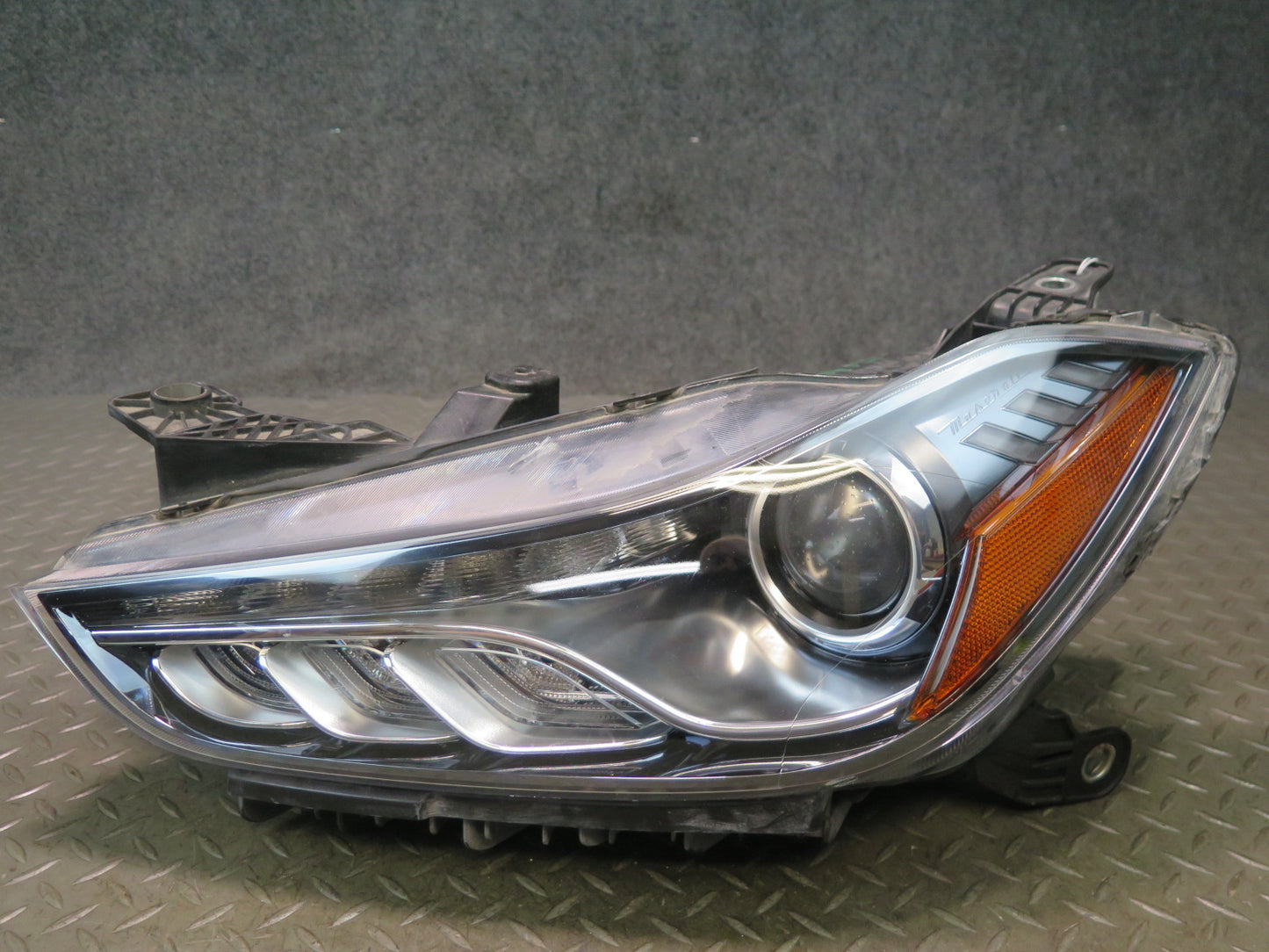 2014-2017 Maserati Ghibli M157 Left Side Adaptive Xenon HID Headlight Lamp