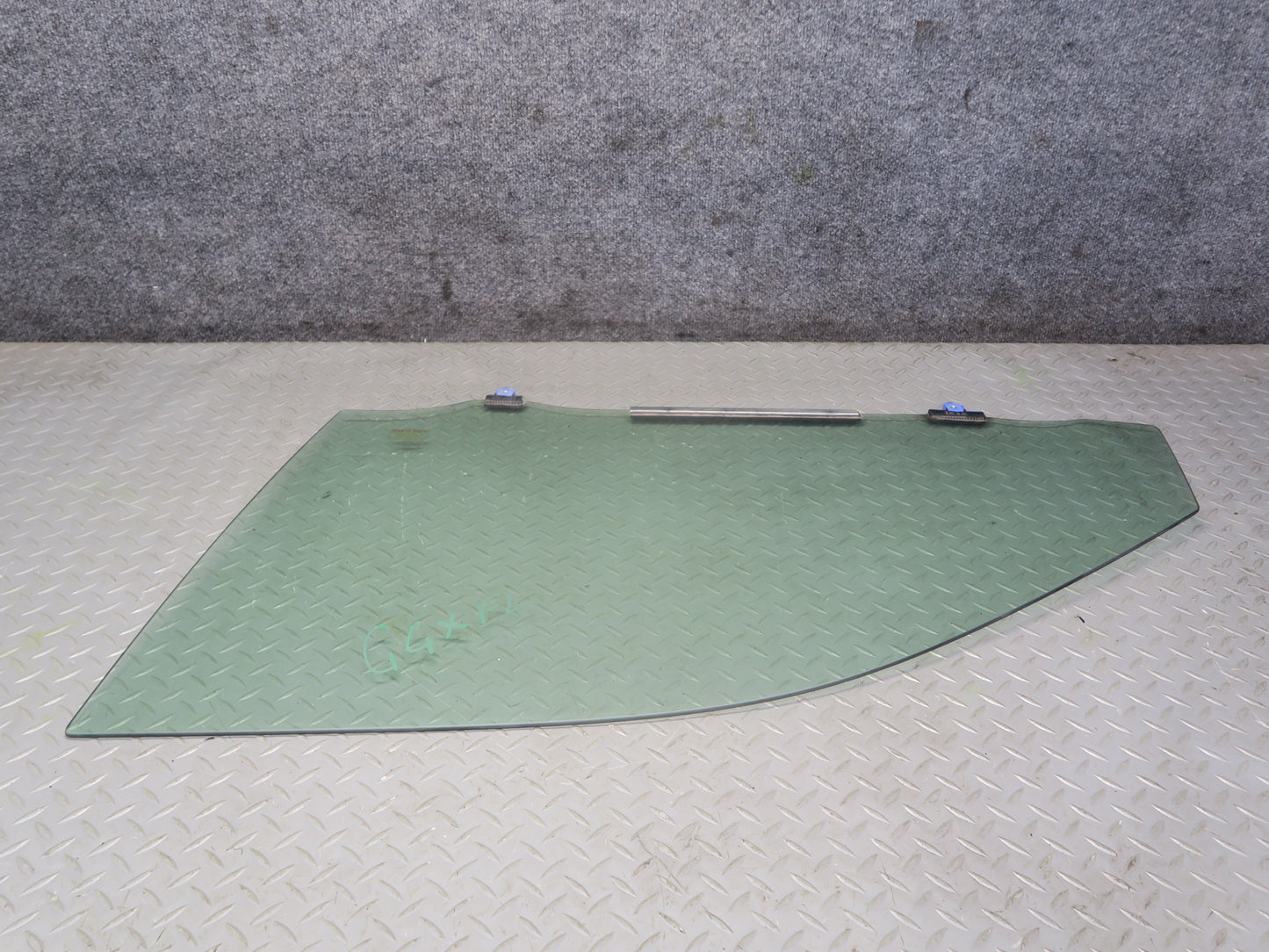 2010-2012 Lexus URJ150L GX460 Front Left Driver Side Door Glass Window