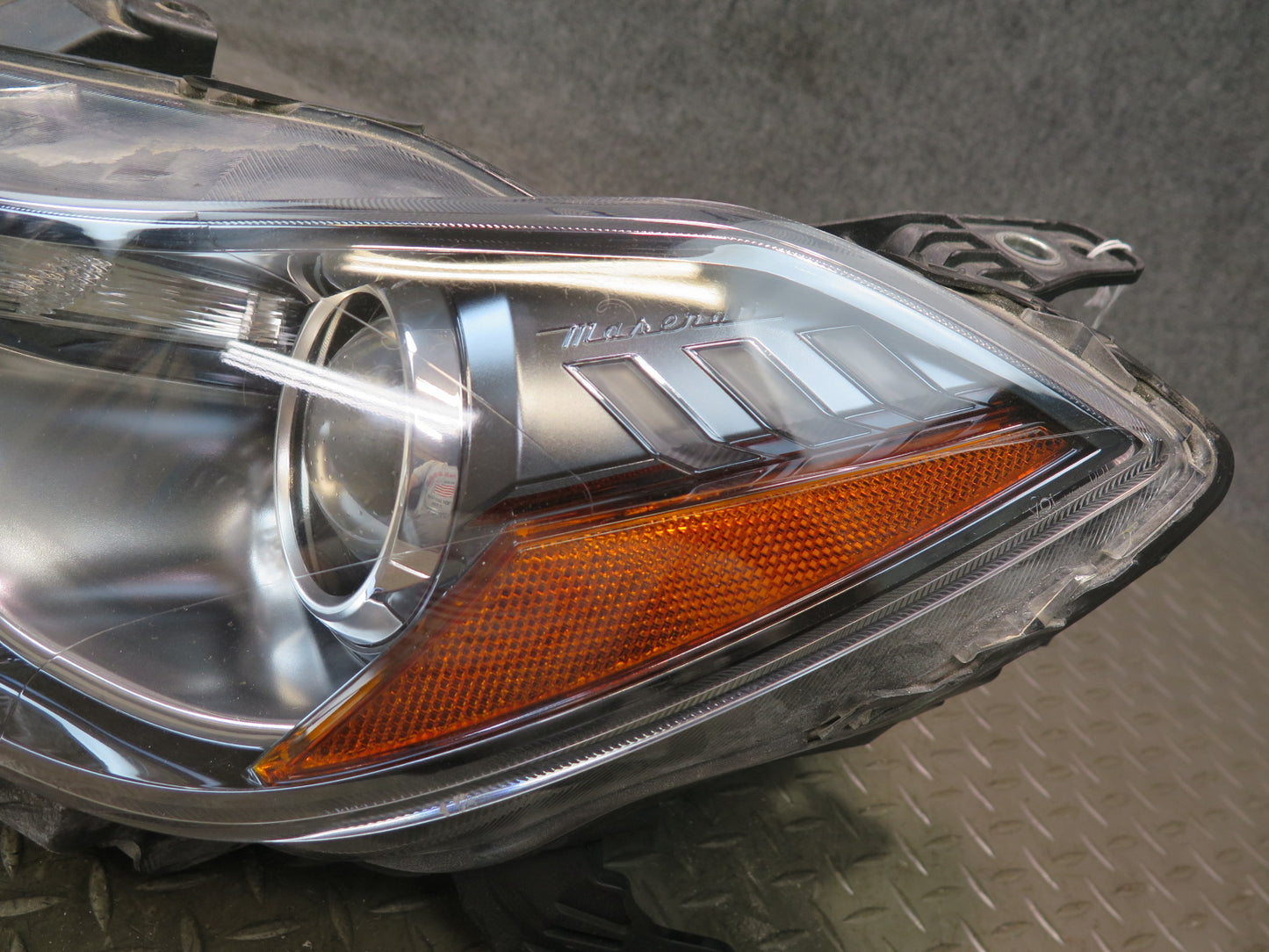 2014-2017 Maserati Ghibli M157 Left Side Adaptive Xenon HID Headlight Lamp