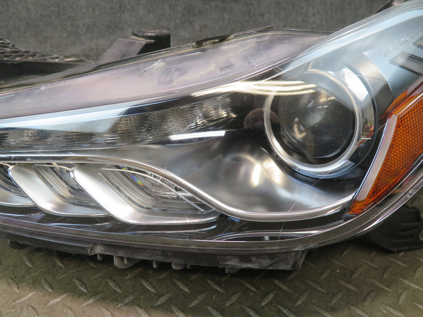 2014-2017 Maserati Ghibli M157 Left Side Adaptive Xenon HID Headlight Lamp