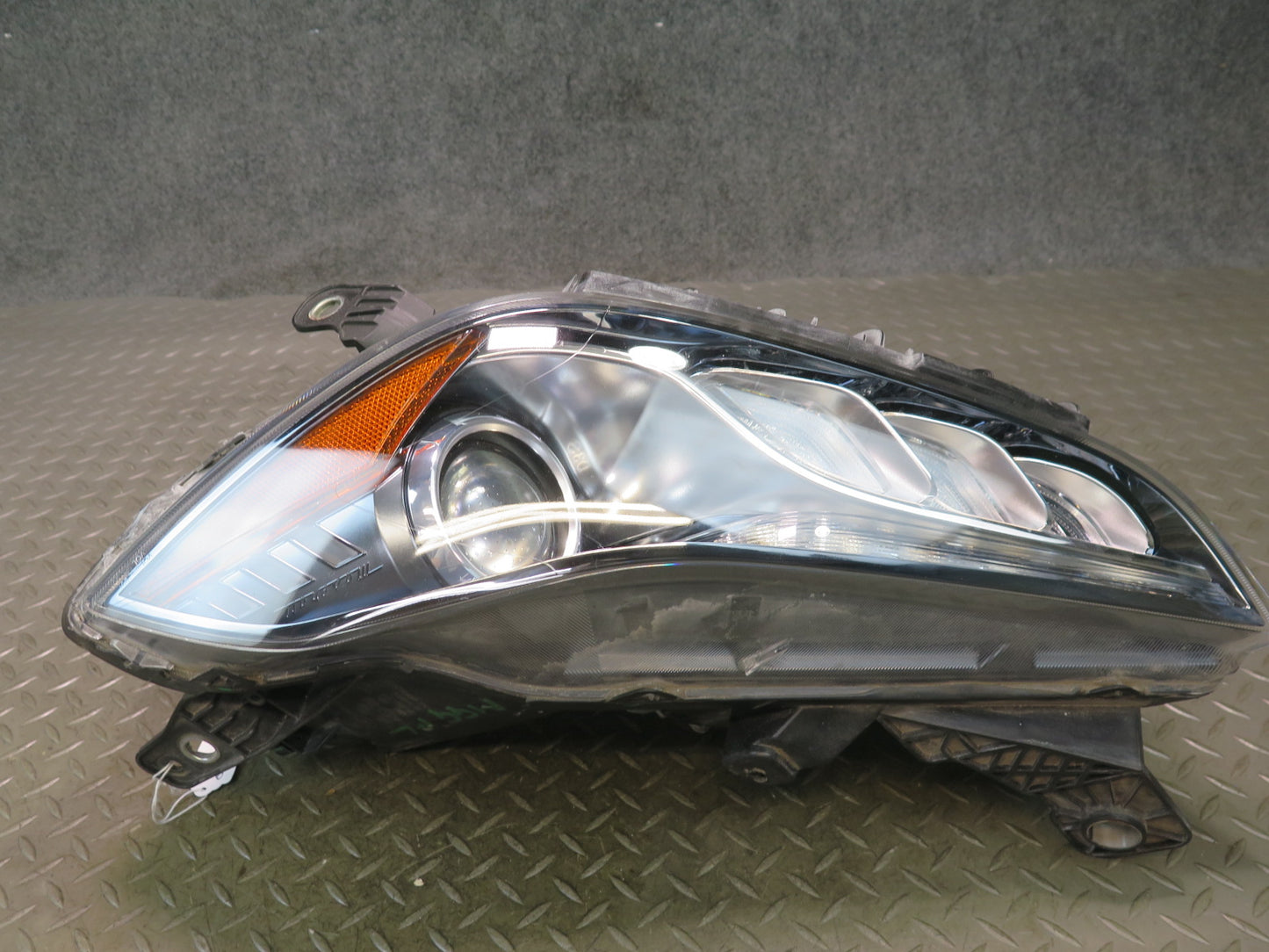2014-2017 Maserati Ghibli M157 Left Side Adaptive Xenon HID Headlight Lamp