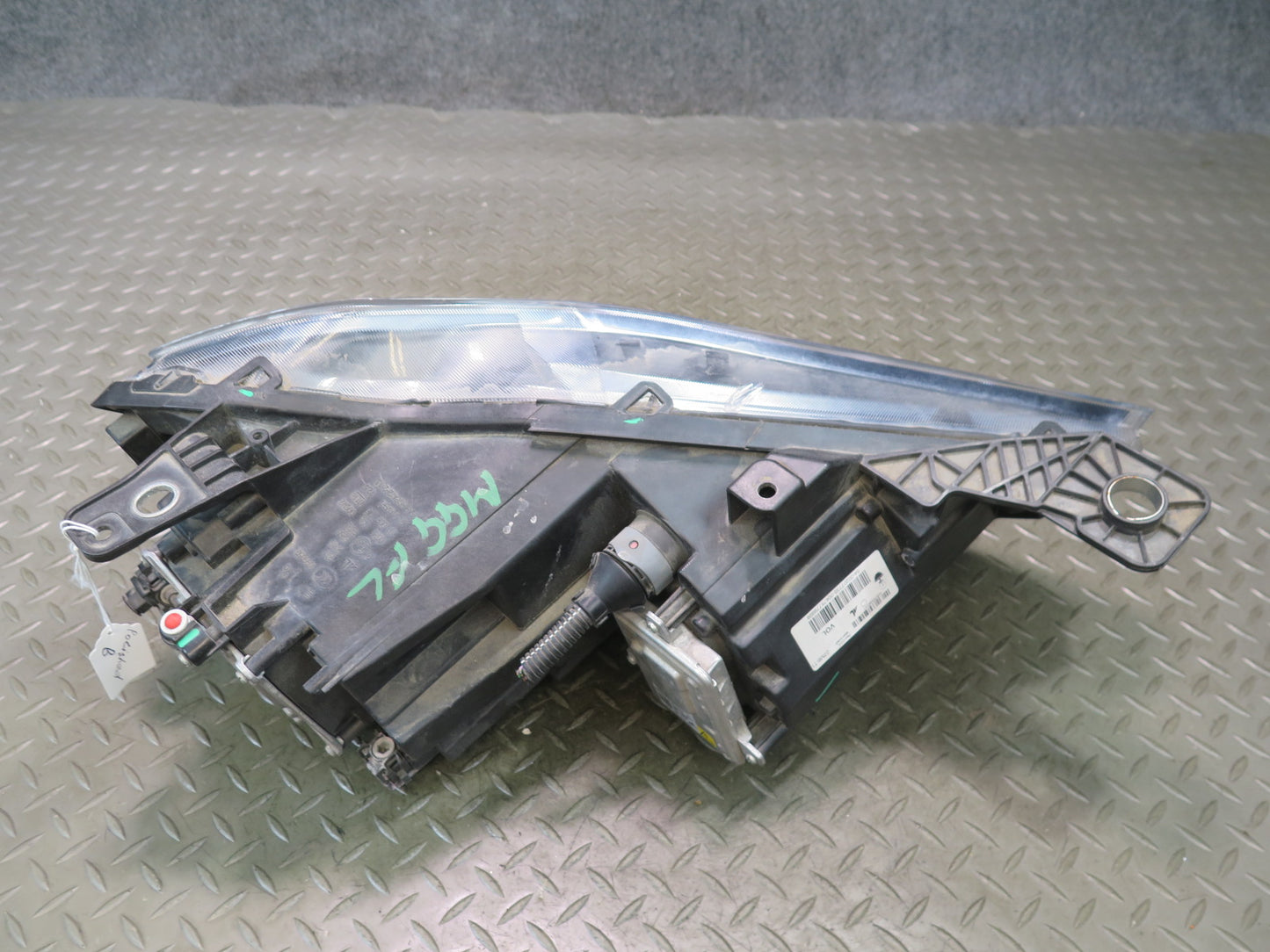 2014-2017 Maserati Ghibli M157 Left Side Adaptive Xenon HID Headlight Lamp