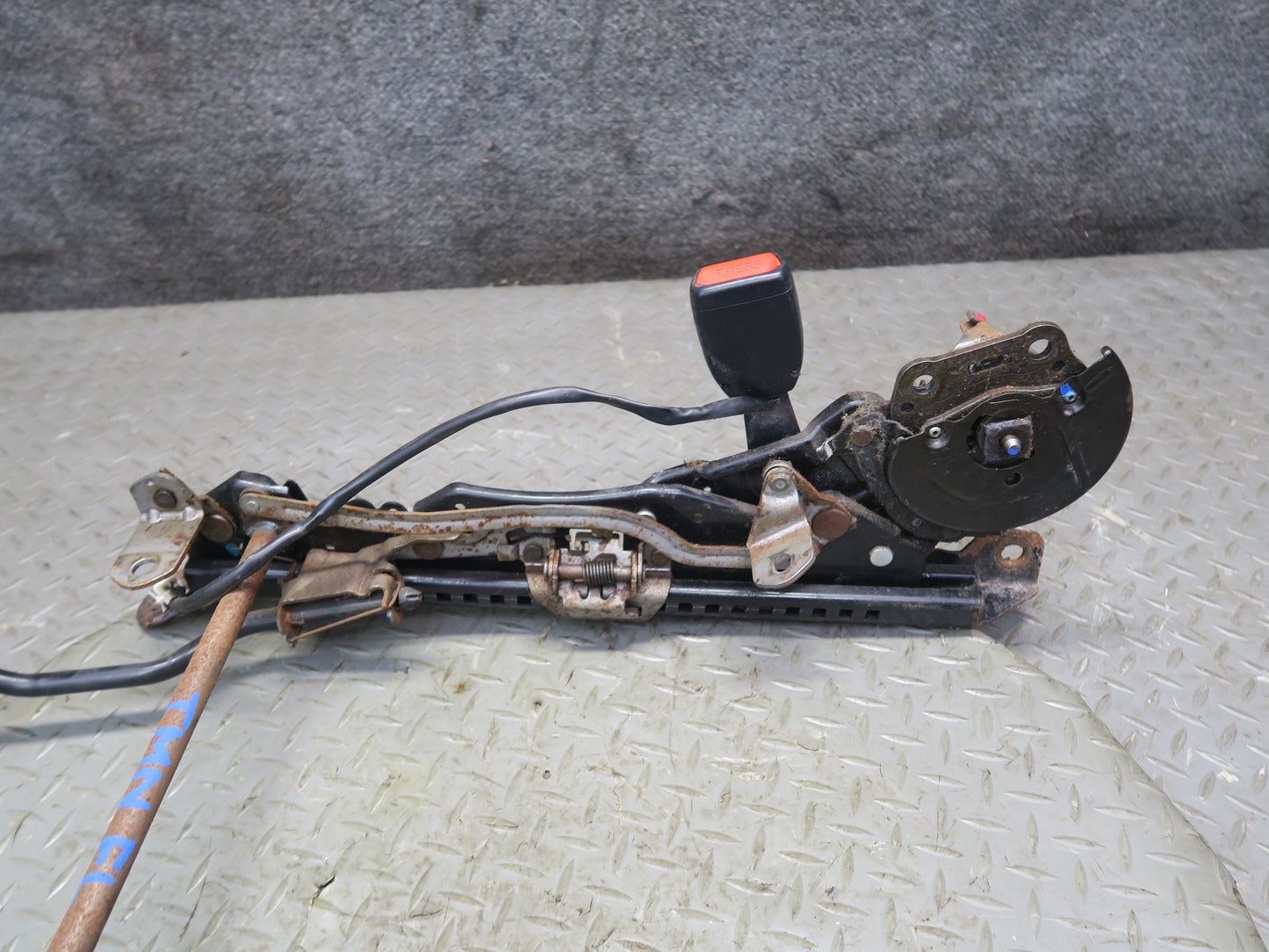 00-02 Toyota MR2 Spyder ZZW30L Front Left Seat Lower Track Rails OEM