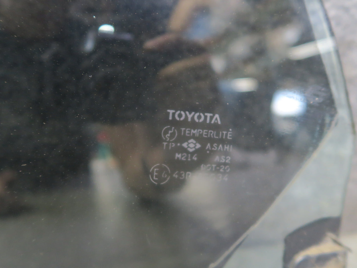 95-97 Toyota Celsior Lexus LS400 UCF20 Rear Left Door Glass Window Tinted OEM