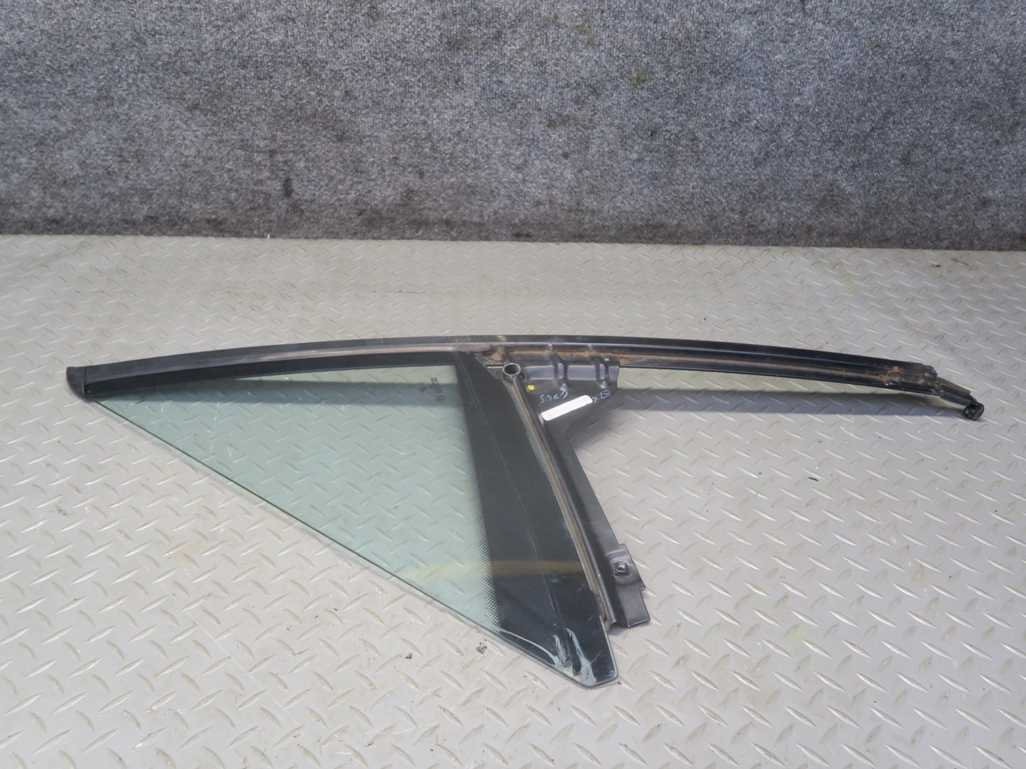 96-02 BMW E36/7 Z3 Roadster Front Left Side Door Fixed Glass Window OEM