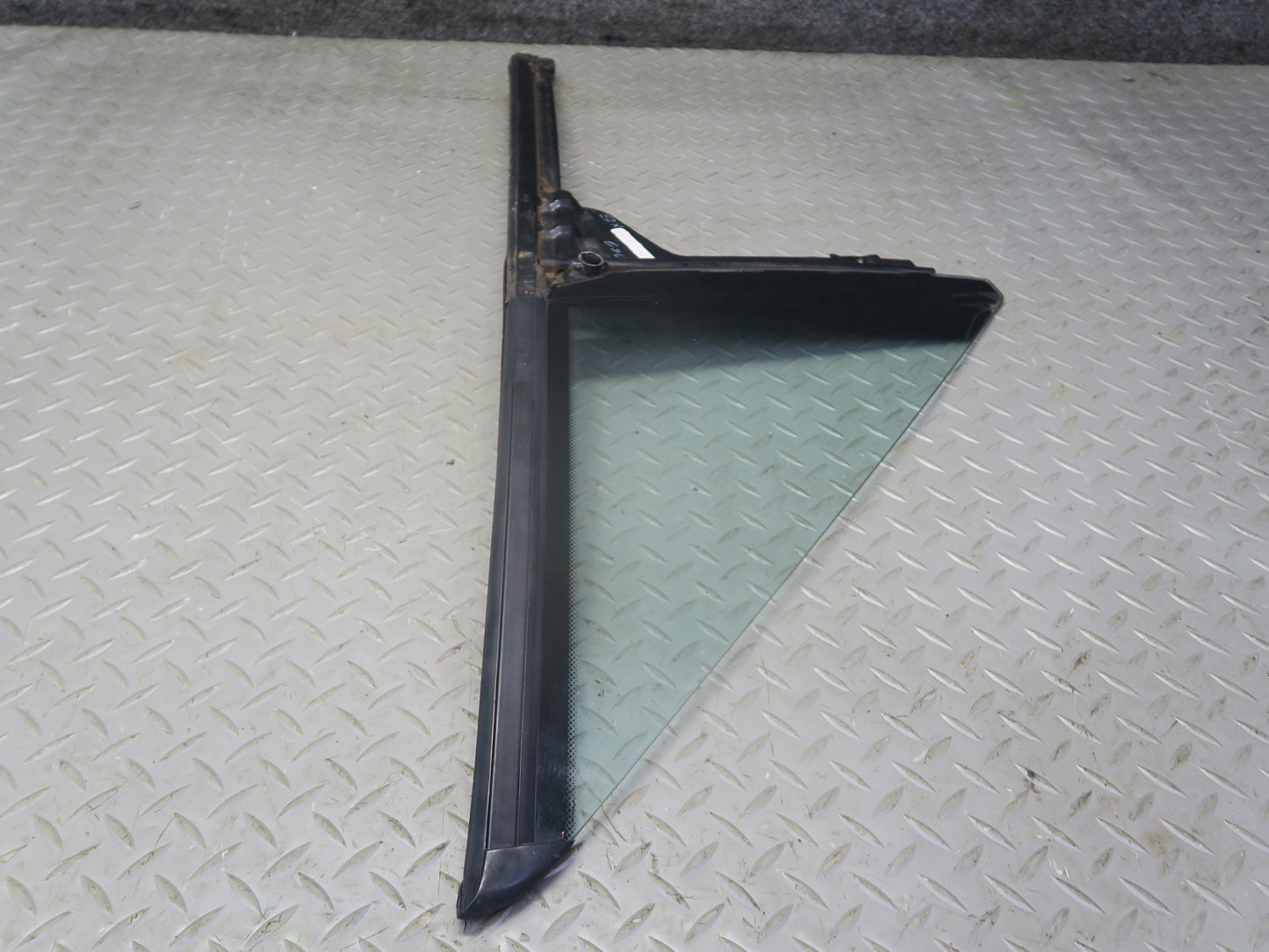 96-02 BMW E36/7 Z3 Roadster Front Left Side Door Fixed Glass Window OEM