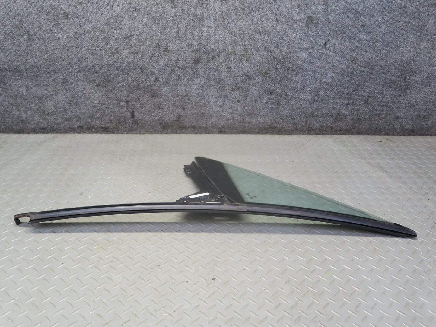 96-02 BMW E36/7 Z3 Roadster Front Left Side Door Fixed Glass Window OEM