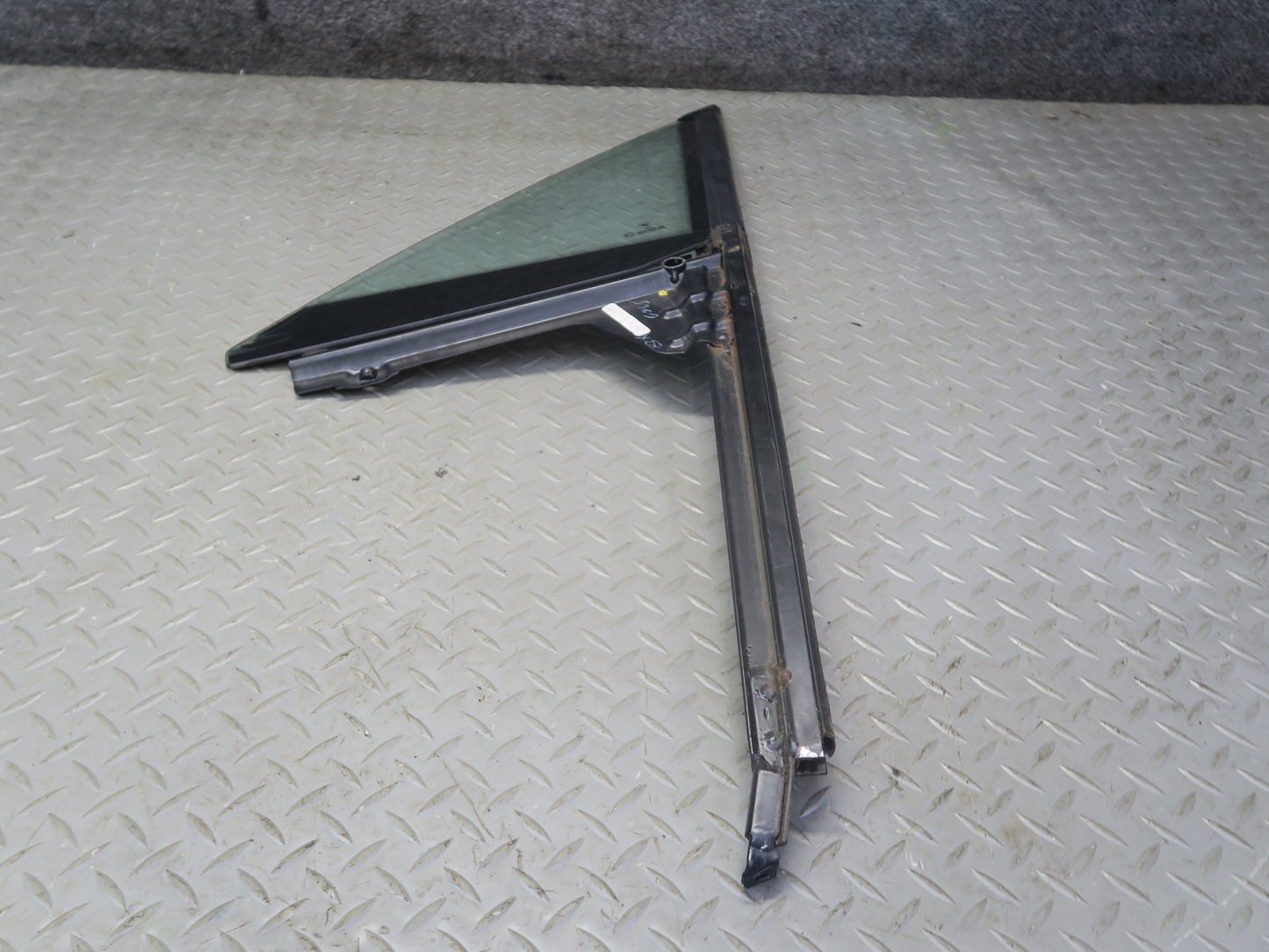 96-02 BMW E36/7 Z3 Roadster Front Left Side Door Fixed Glass Window OEM