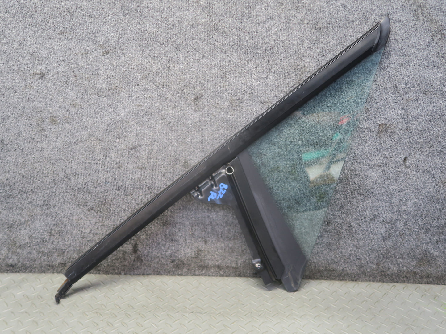 96-02 BMW E36/7 Z3 Roadster Front Left Side Door Fixed Glass Window OEM