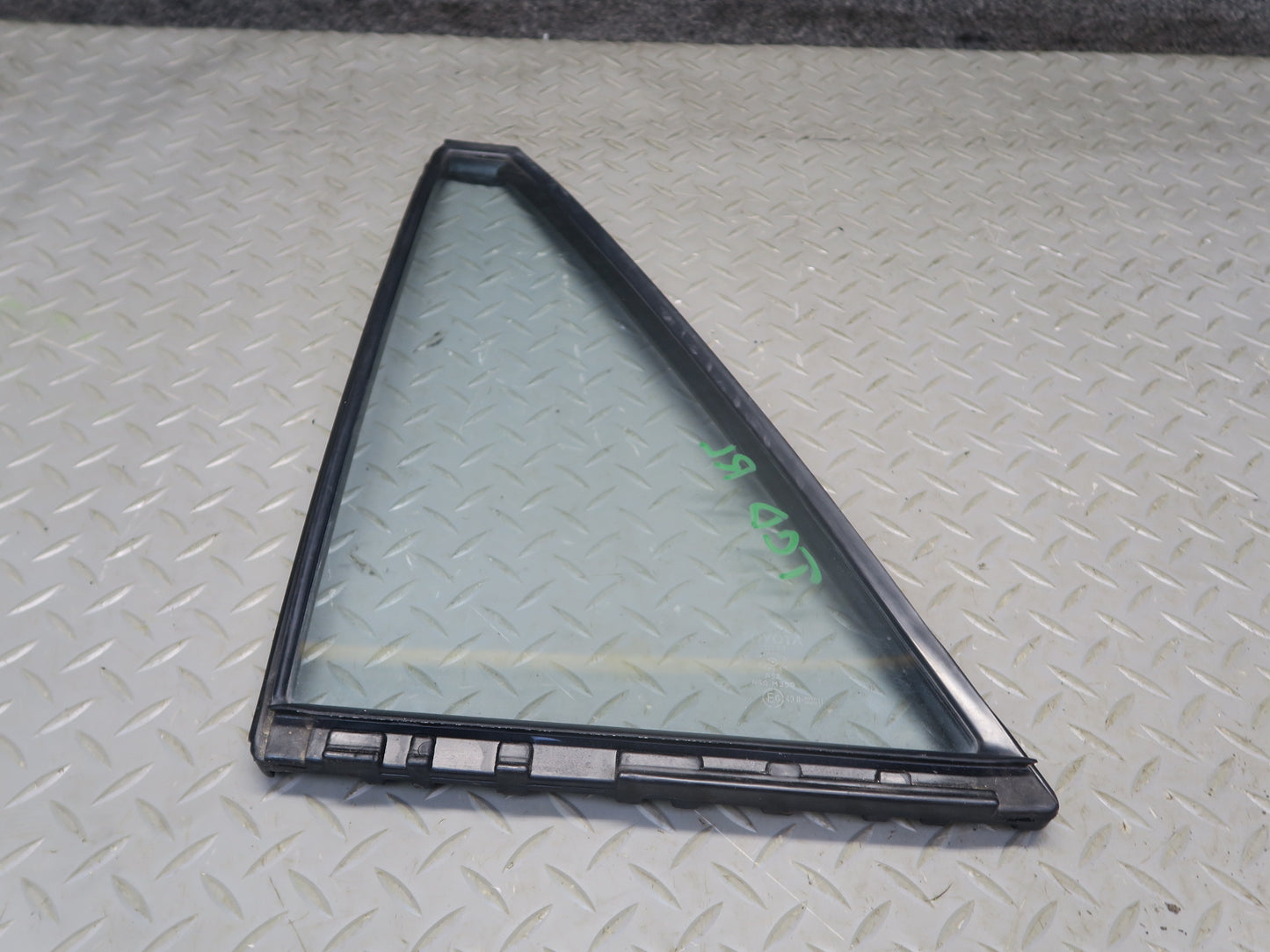 84-88 Toyota Cressida MX73 Sedan Rear Left Door Quarter Window Glass OEM