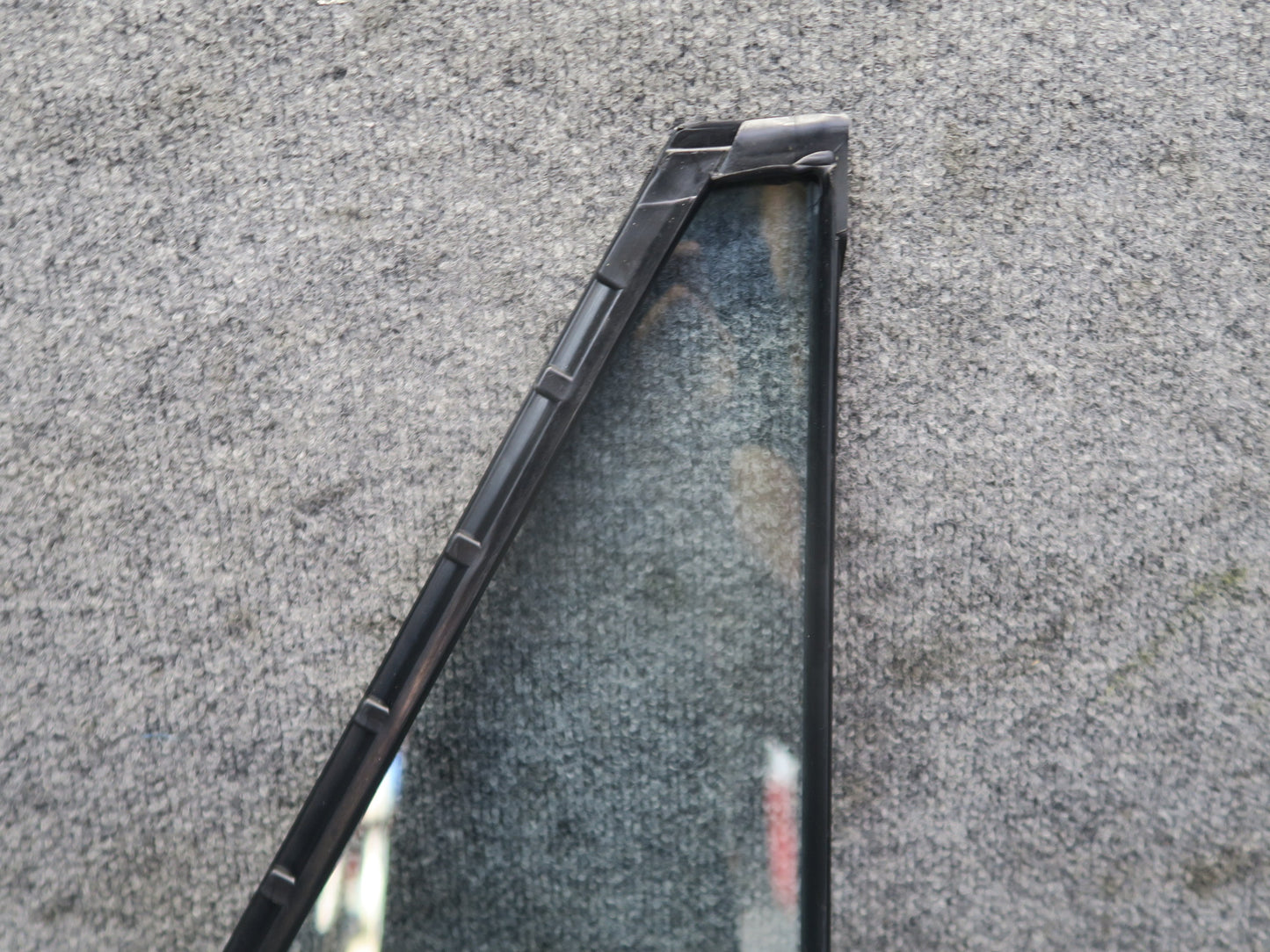 84-88 Toyota Cressida MX73 Sedan Rear Left Door Quarter Window Glass OEM