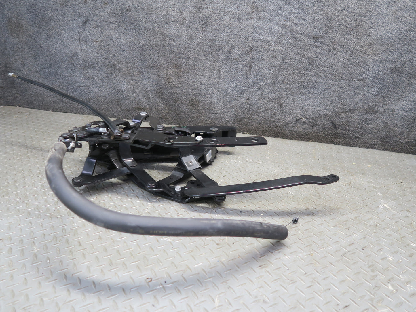 03-06 Chevrolet SSR Convertible Rear Right Roof Hinge OEM