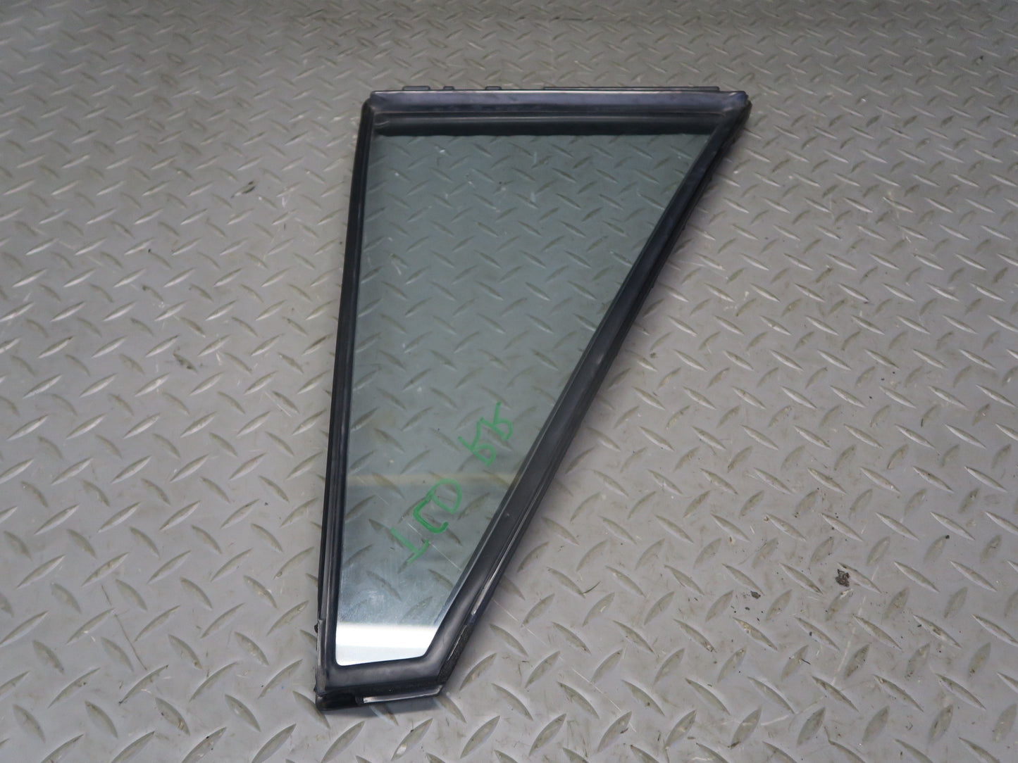 84-88 Toyota Cressida MX73 Sedan Rear Right Door Quarter Window Glass OEM