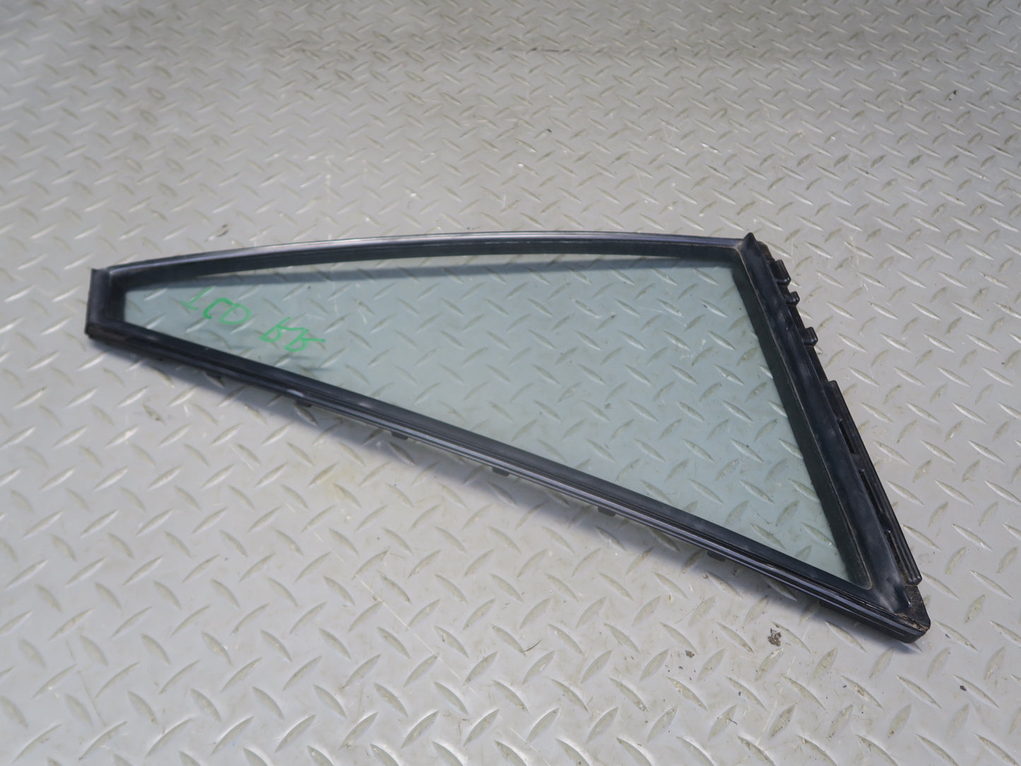 84-88 Toyota Cressida MX73 Sedan Rear Right Door Quarter Window Glass OEM