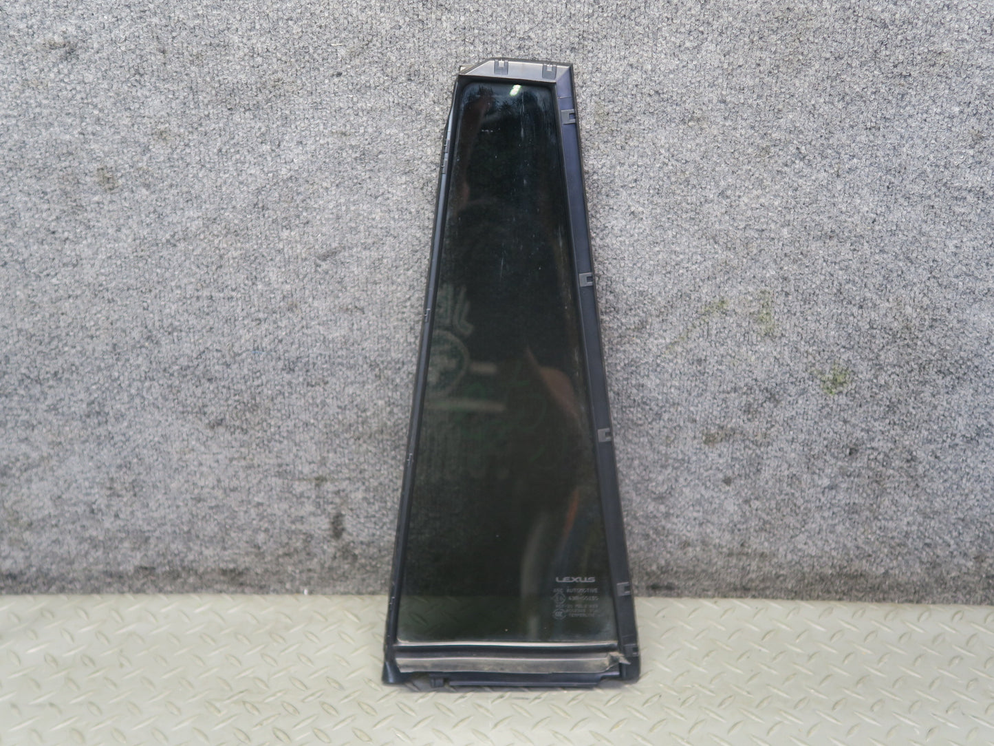 2010-2023 Lexus URJ150L GX460 Rear Right Passenger Side Door Vent Glass Window