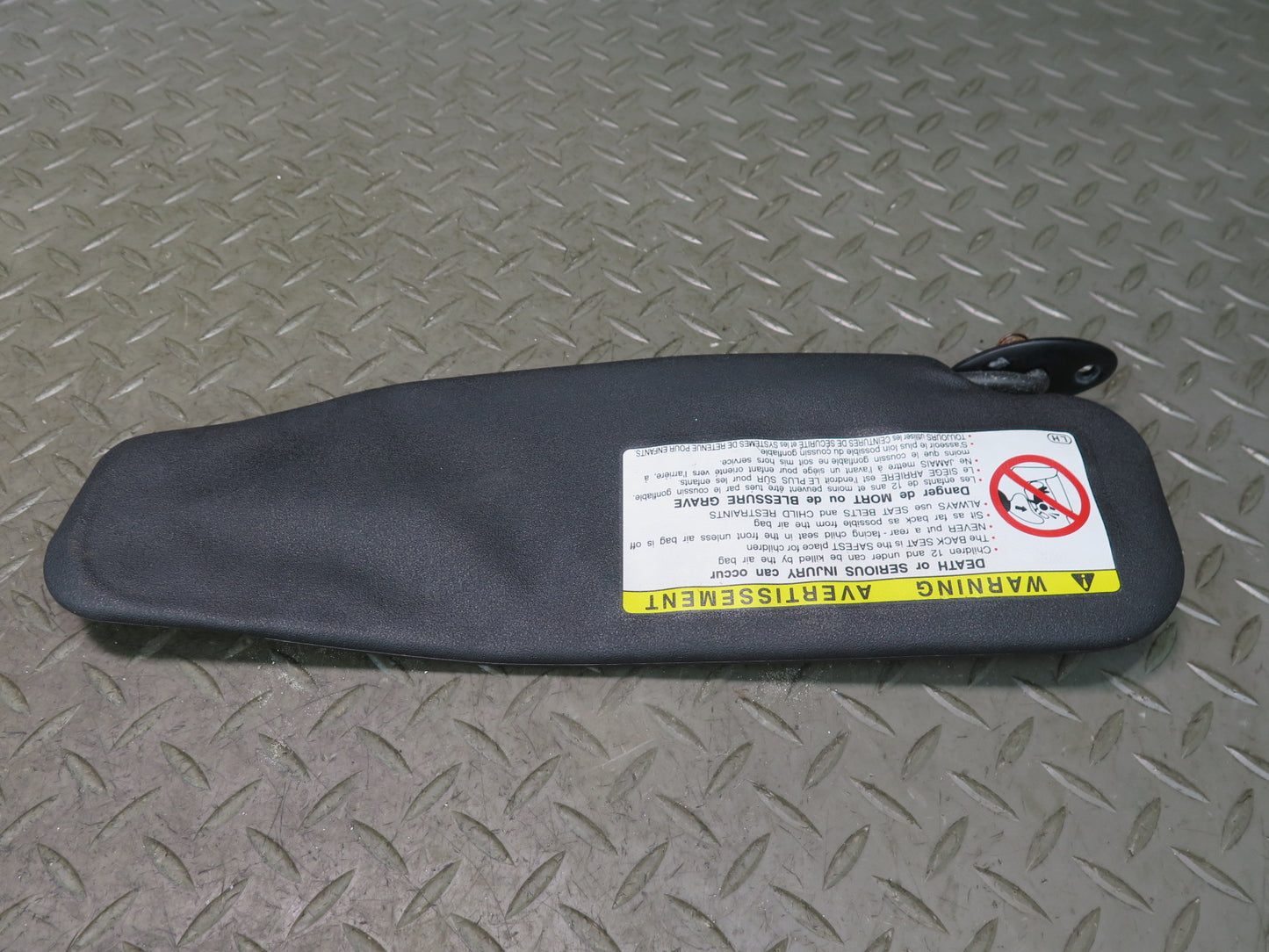 00-05 Toyota MR2 Spyder ZZW30L Set of 2 Front Left & Right Sun Visor Black OEM