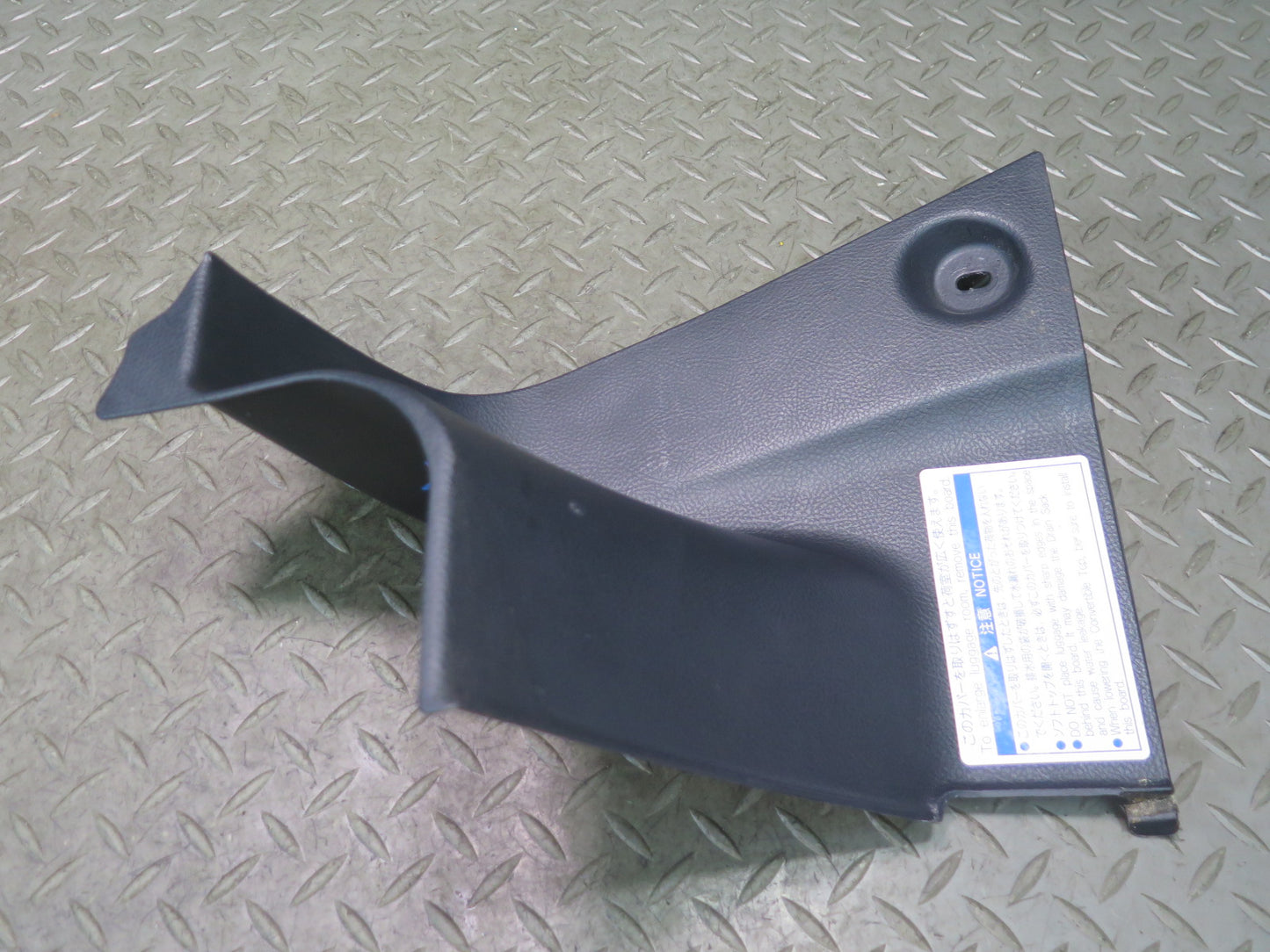 00-05 Toyota MR2 Spyder ZZW30L Set of 2 Rear Separator Board Trim Panel OEM