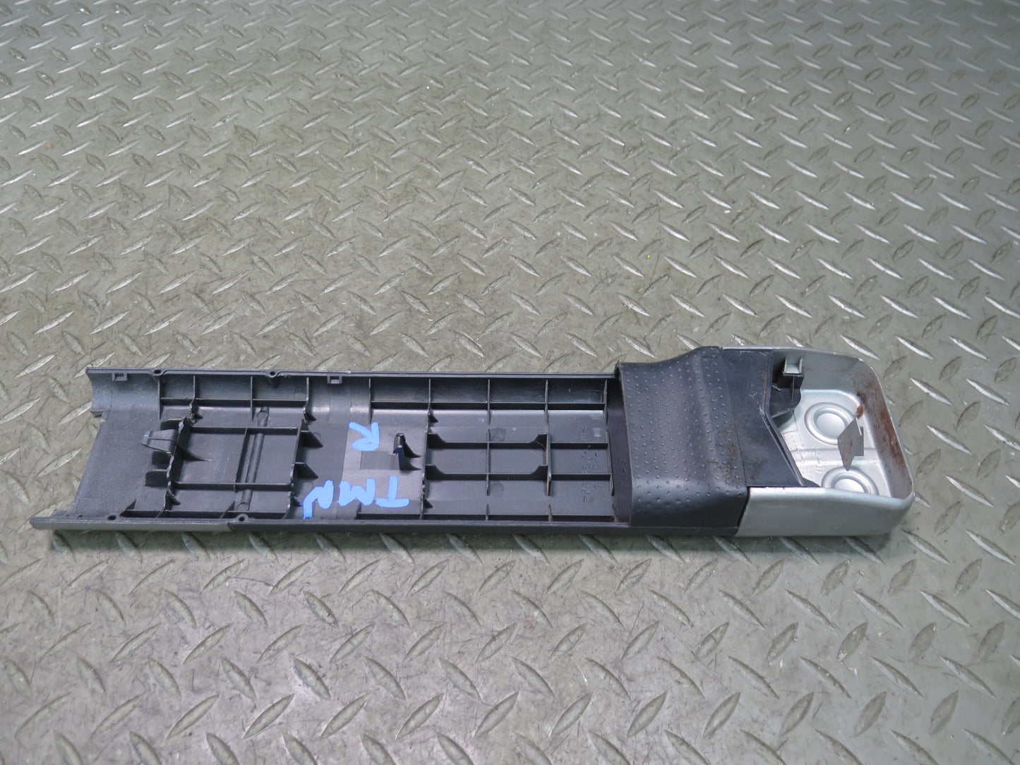 00-05 Toyota MR2 Spyder ZZW30L Dash Brace Front Left & Right Trim Cover Set OEM