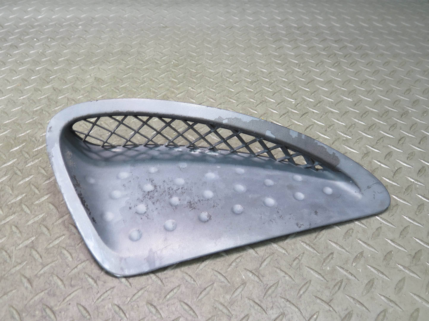 00-02 Toyota MR2 Spyder ZZW30L Set of 2 Rear Quarter Air Vent Scoop Grille OEM