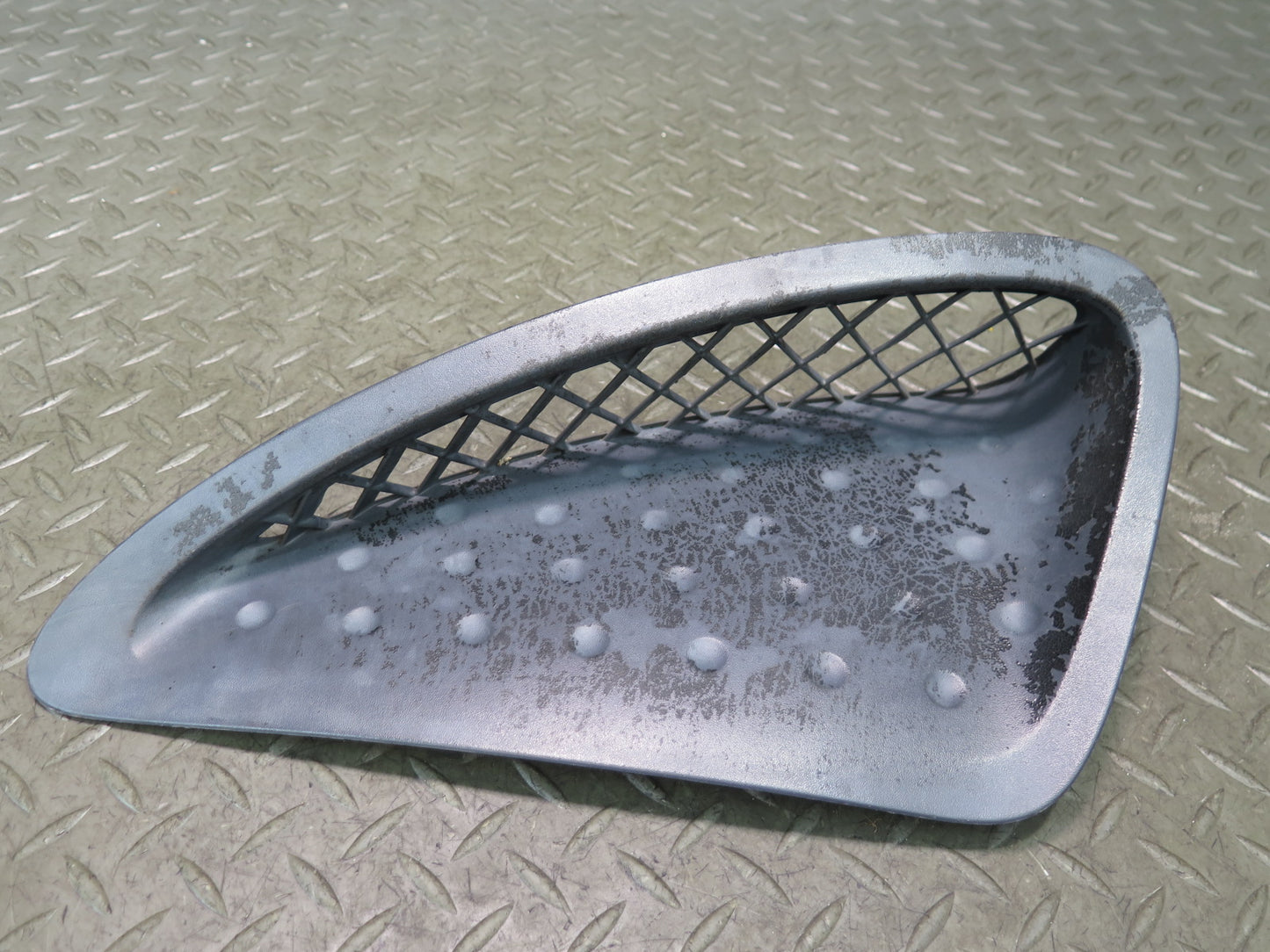 00-02 Toyota MR2 Spyder ZZW30L Set of 2 Rear Quarter Air Vent Scoop Grille OEM