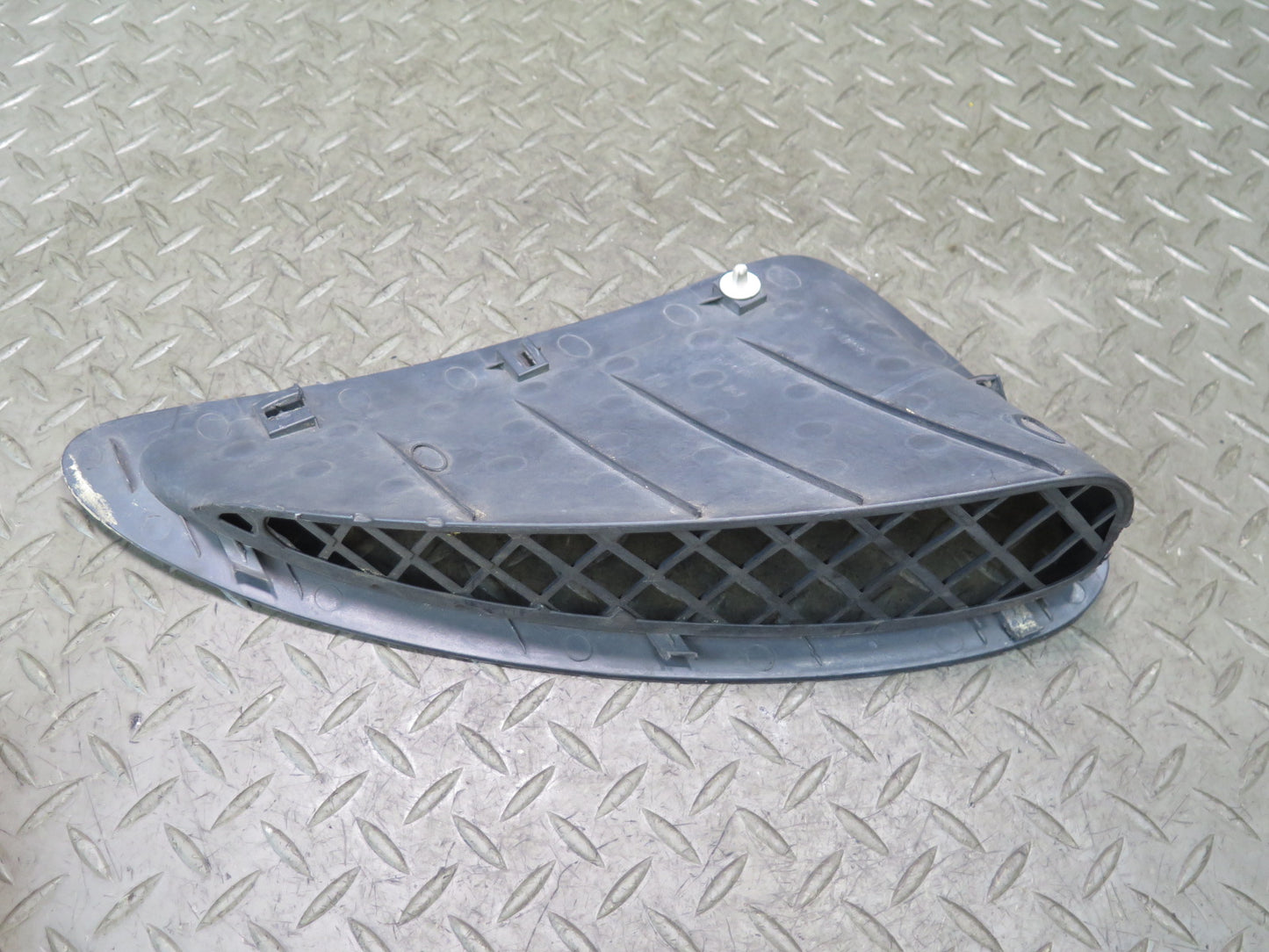 00-02 Toyota MR2 Spyder ZZW30L Set of 2 Rear Quarter Air Vent Scoop Grille OEM