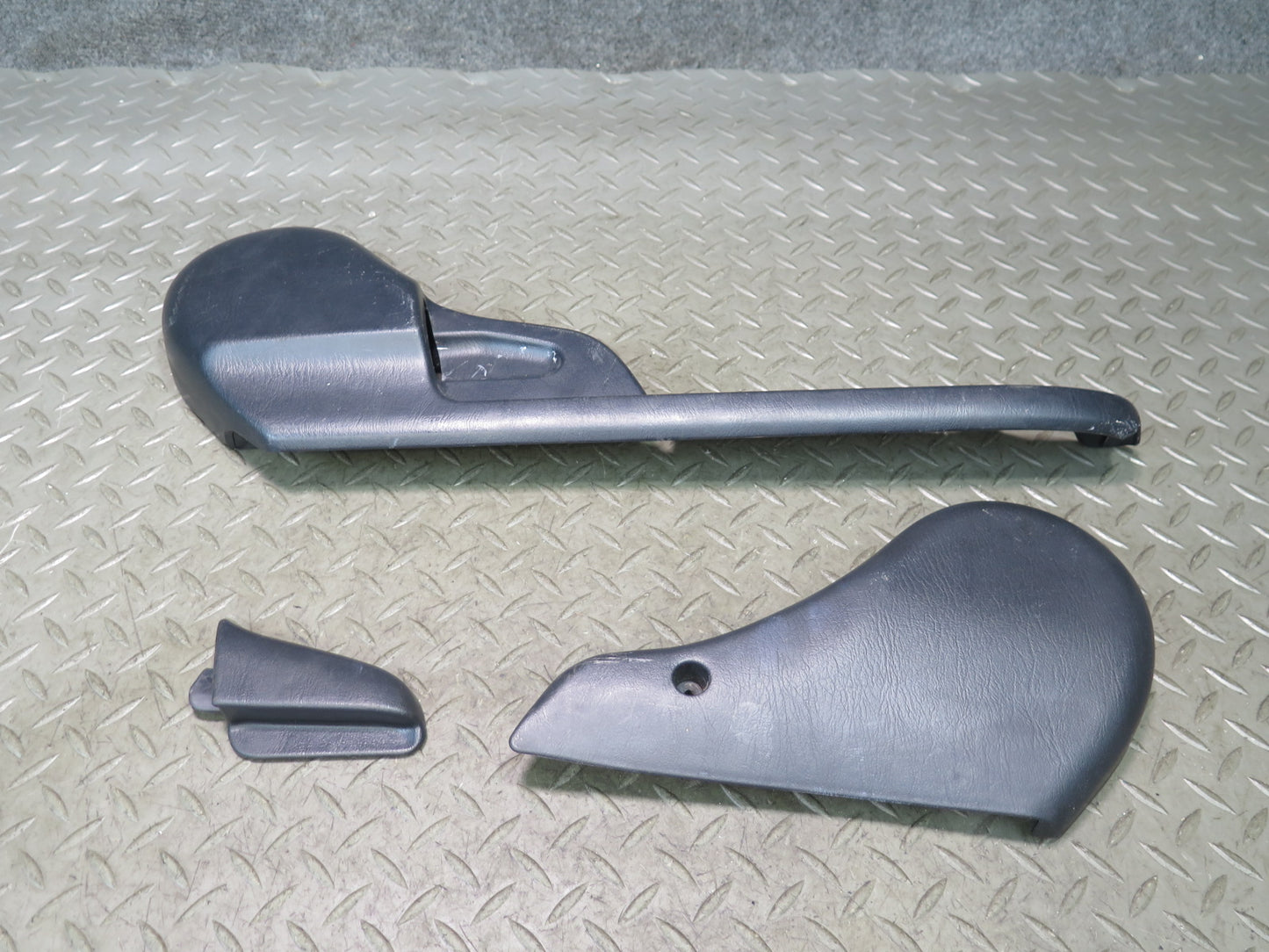 00-05 Toyota MR2 Spyder ZZW30L Right Passenger Seat Trim Cover Panel Set OEM