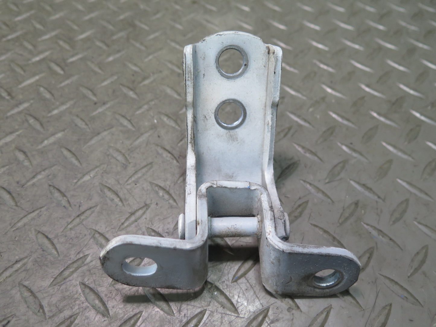 00-05 Toyota MR2 Spyder ZZW30L Set of 2 Right Door Upper & Lower Hinge OEM