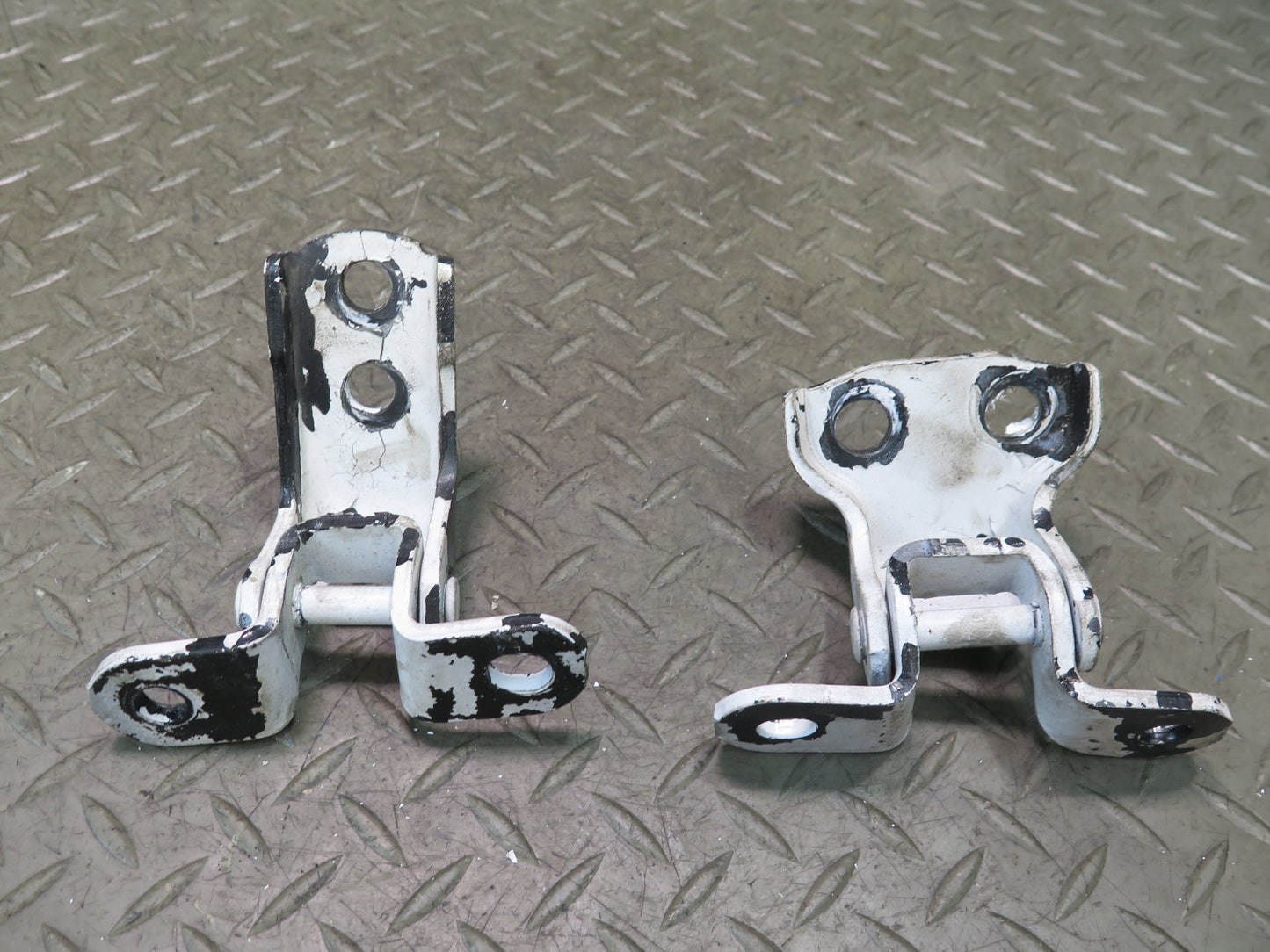 00-05 Toyota MR2 Spyder ZZW30L Set of 2 Left Door Upper & Lower Hinge OEM
