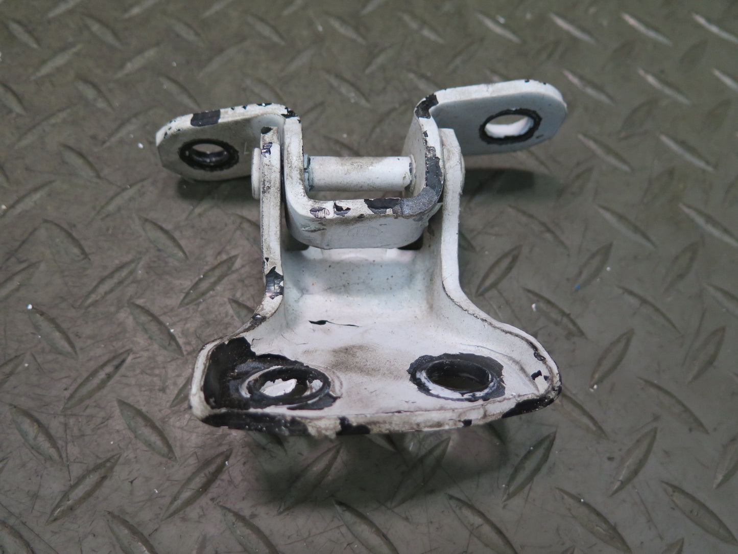 00-05 Toyota MR2 Spyder ZZW30L Set of 2 Left Door Upper & Lower Hinge OEM