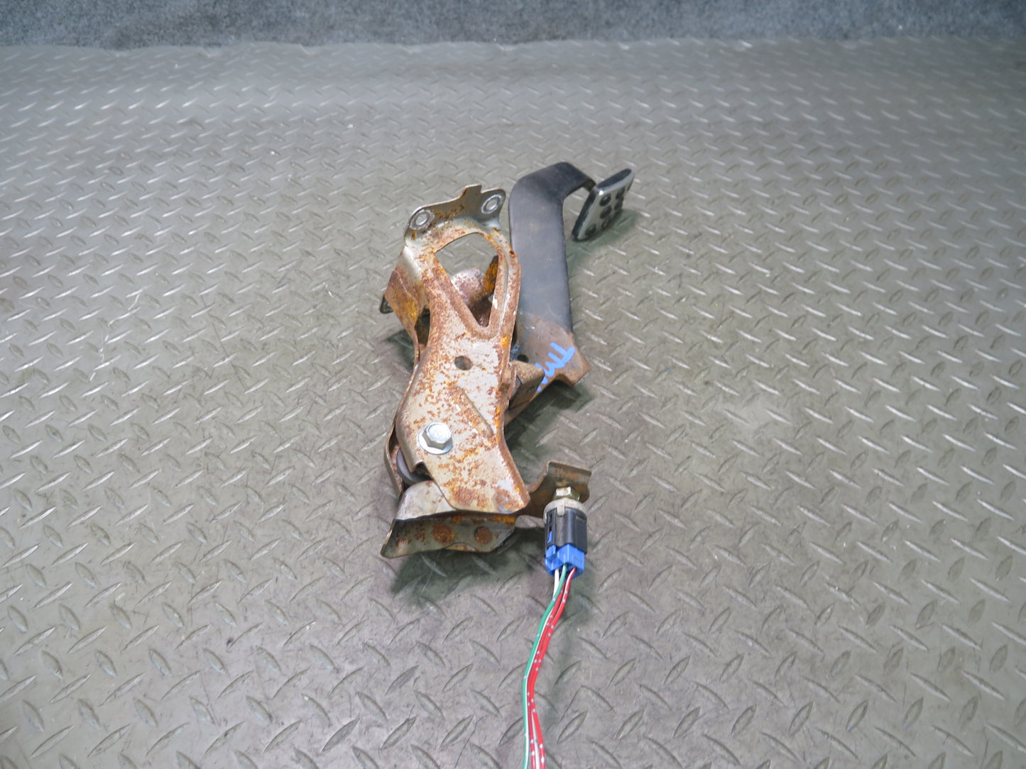 00-05 Toyota MR2 Spyder ZZW30L M/T Clutch Brake Gas Acceleration Pedal Set OEM