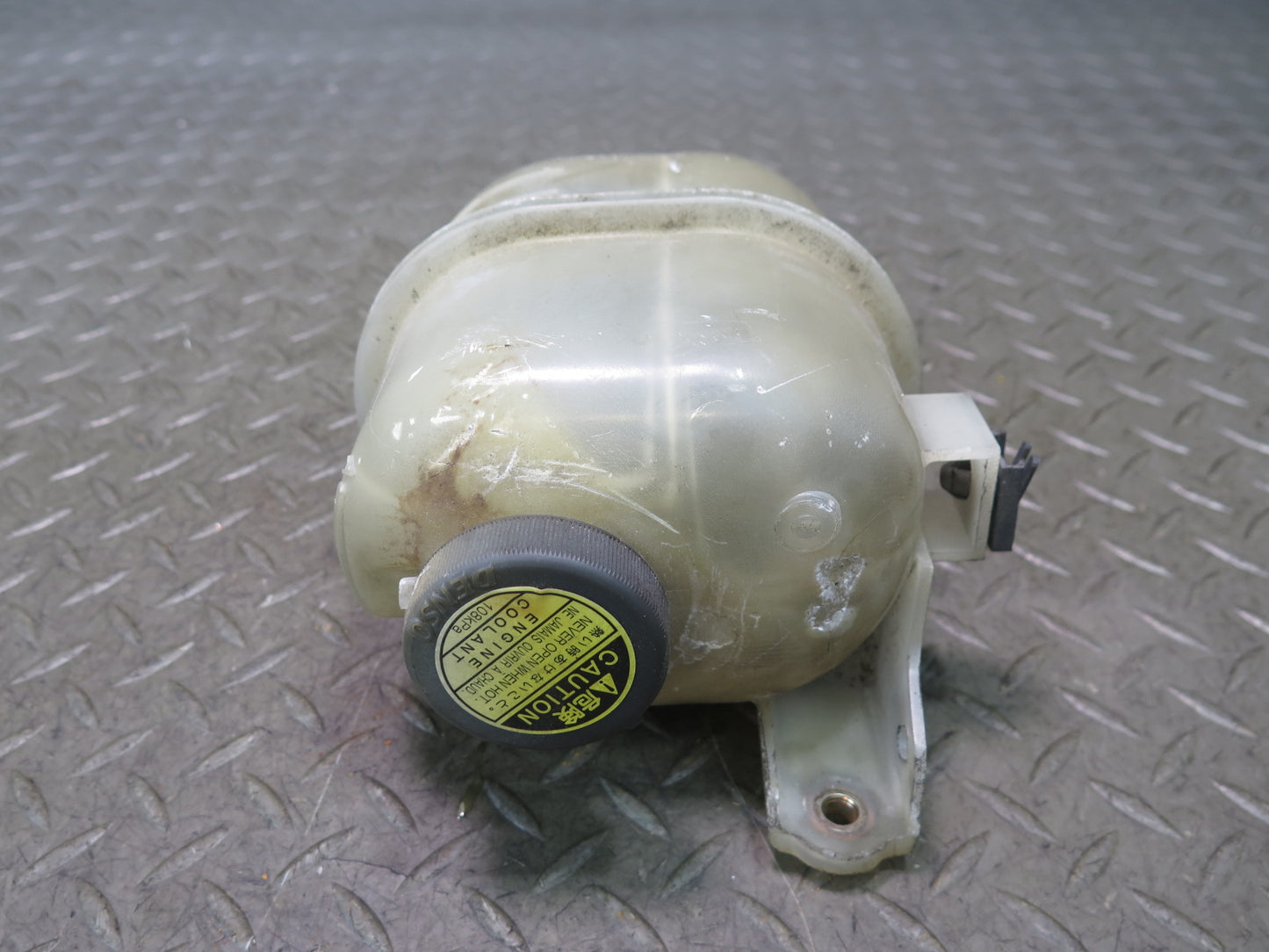 00-05 Toyota MR2 Spyder ZZW30L Engine Expansion Overflow Reservoir Tank OEM