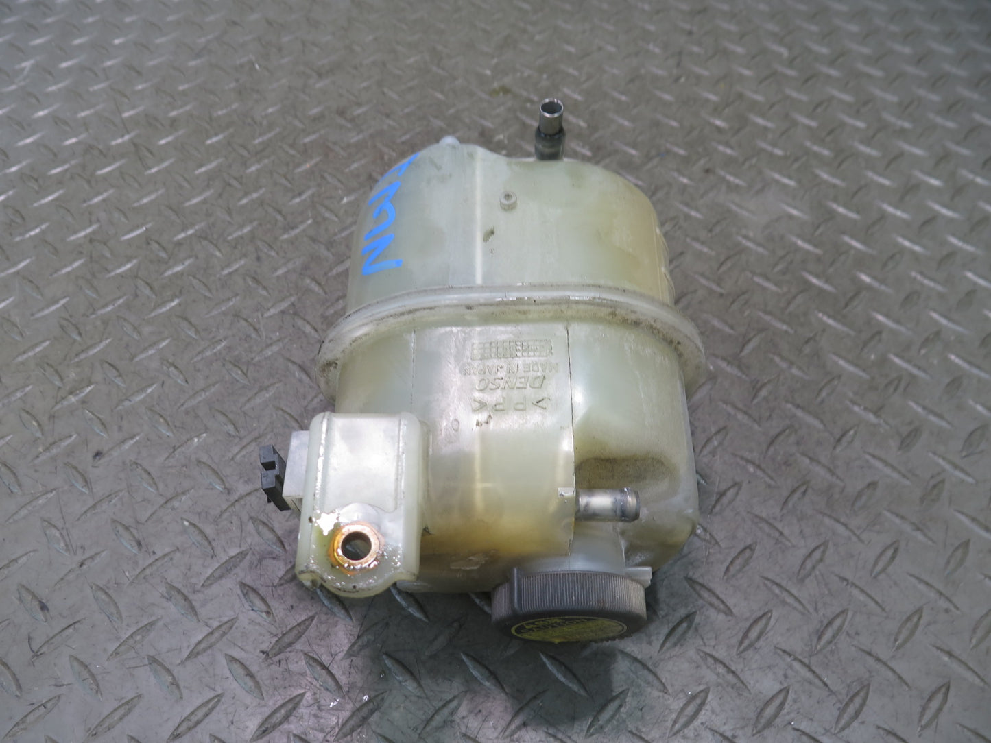 00-05 Toyota MR2 Spyder ZZW30L Engine Expansion Overflow Reservoir Tank OEM