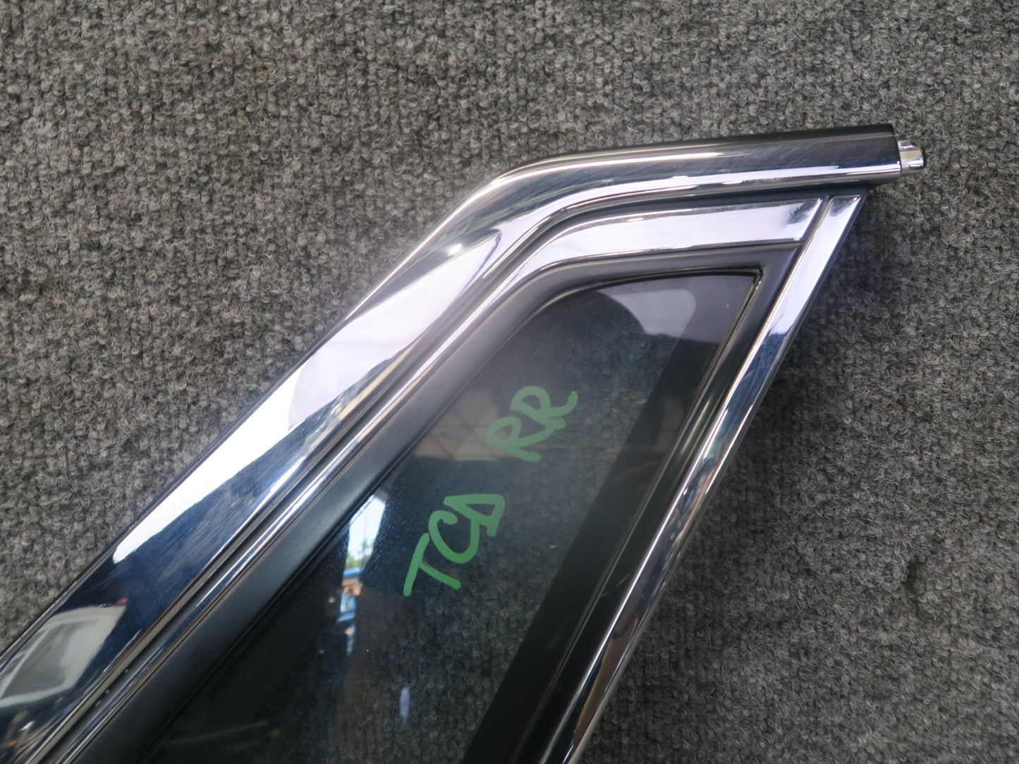 84-86 Toyota Cressida MX73 Sedan Rear Right Quarter Window Glass w Molding OEM