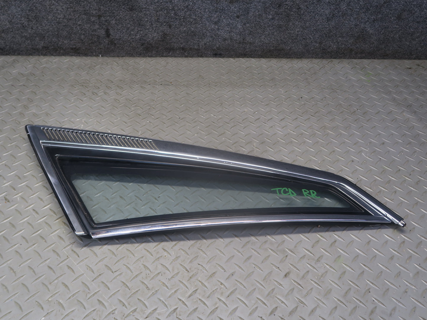 84-86 Toyota Cressida MX73 Sedan Rear Right Quarter Window Glass w Molding OEM
