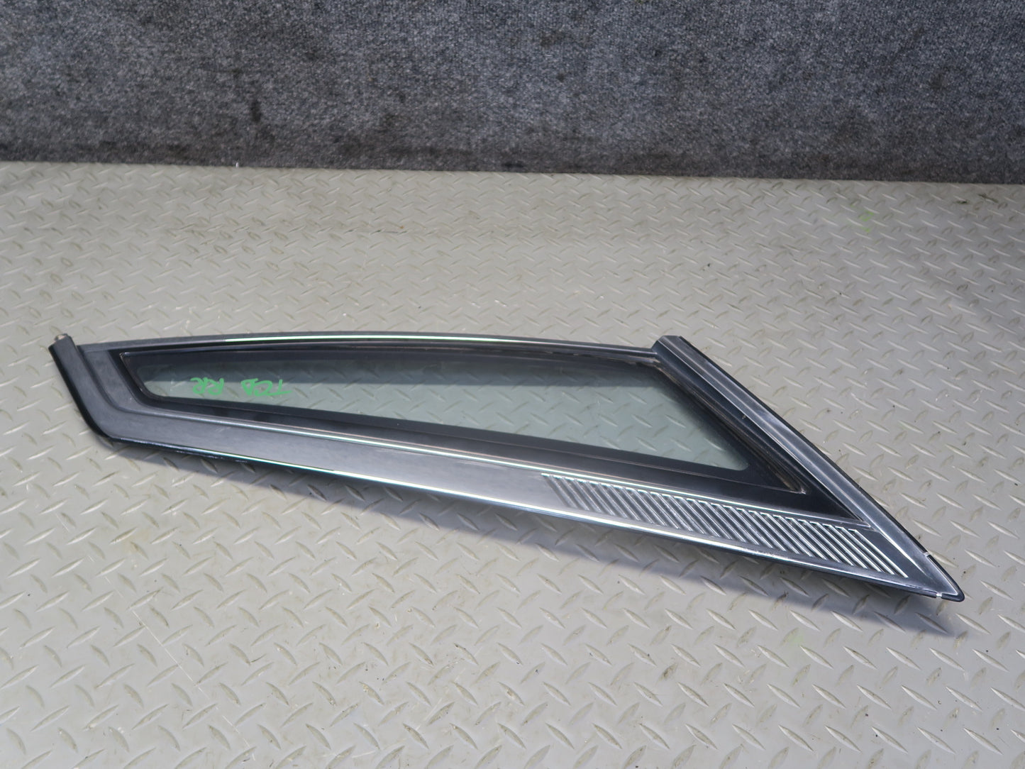 84-86 Toyota Cressida MX73 Sedan Rear Right Quarter Window Glass w Molding OEM