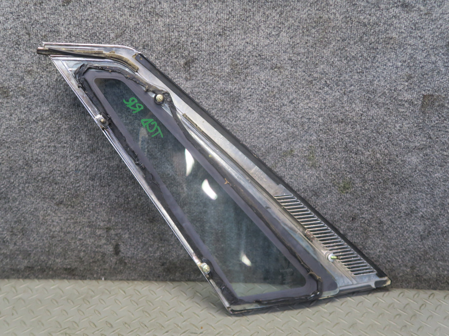 84-86 Toyota Cressida MX73 Sedan Rear Right Quarter Window Glass w Molding OEM