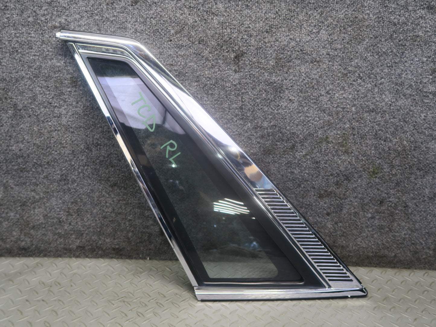 84-86 Toyota Cressida MX73 Sedan Rear Left Quarter Window Glass w Molding OEM