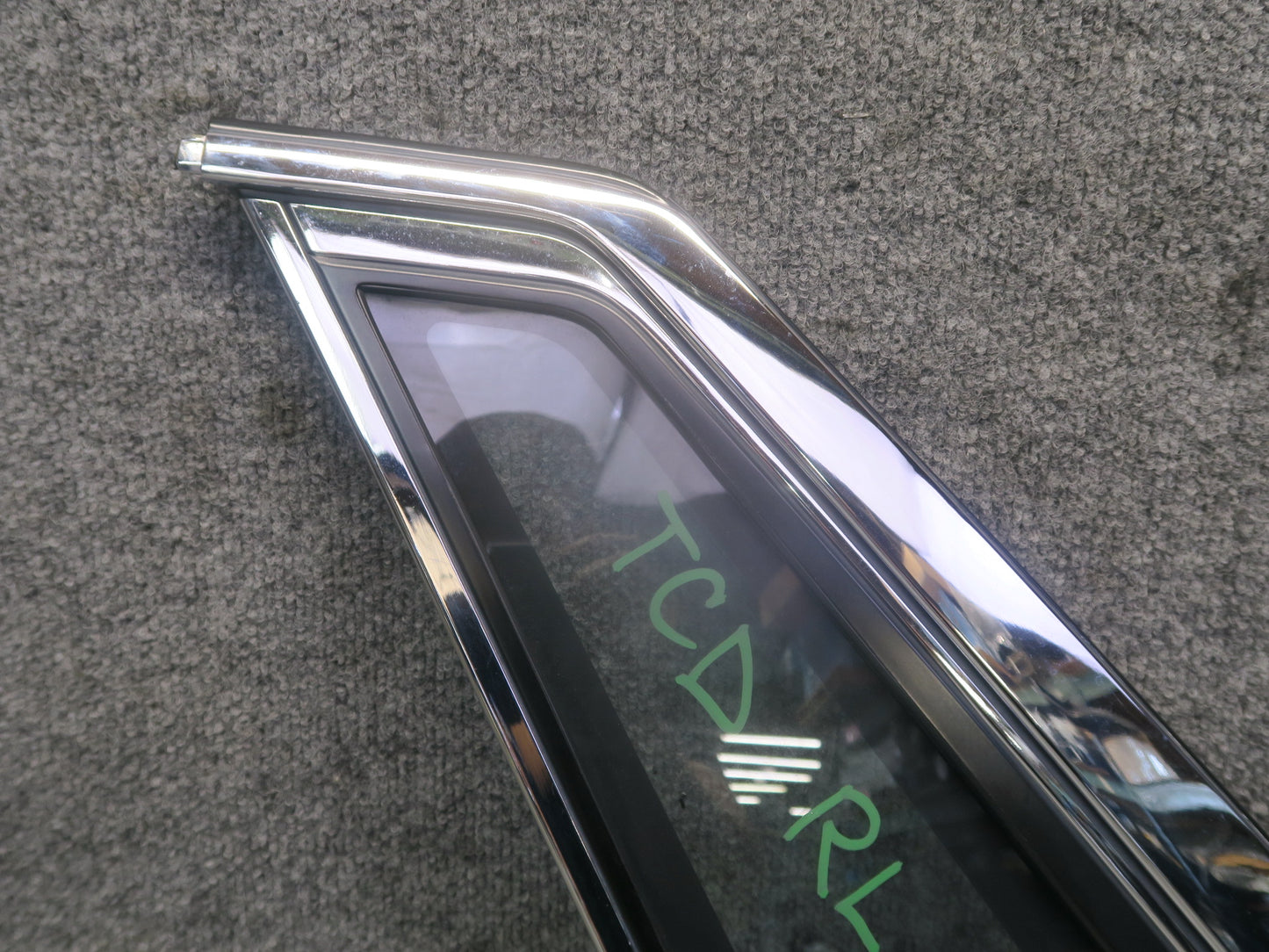 84-86 Toyota Cressida MX73 Sedan Rear Left Quarter Window Glass w Molding OEM