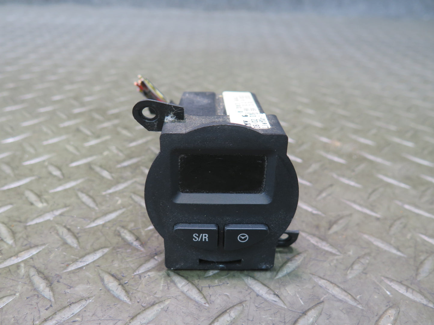 00-02 BMW E36/7 Z3 Onboard Computer Digital Clock Unit 8383661 OEM