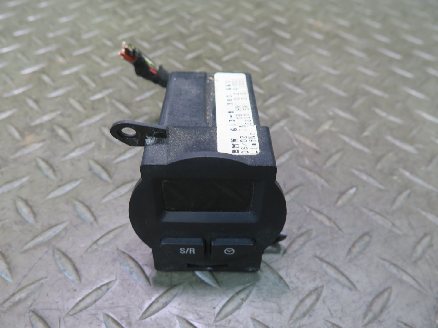 00-02 BMW E36/7 Z3 Onboard Computer Digital Clock Unit 8383661 OEM