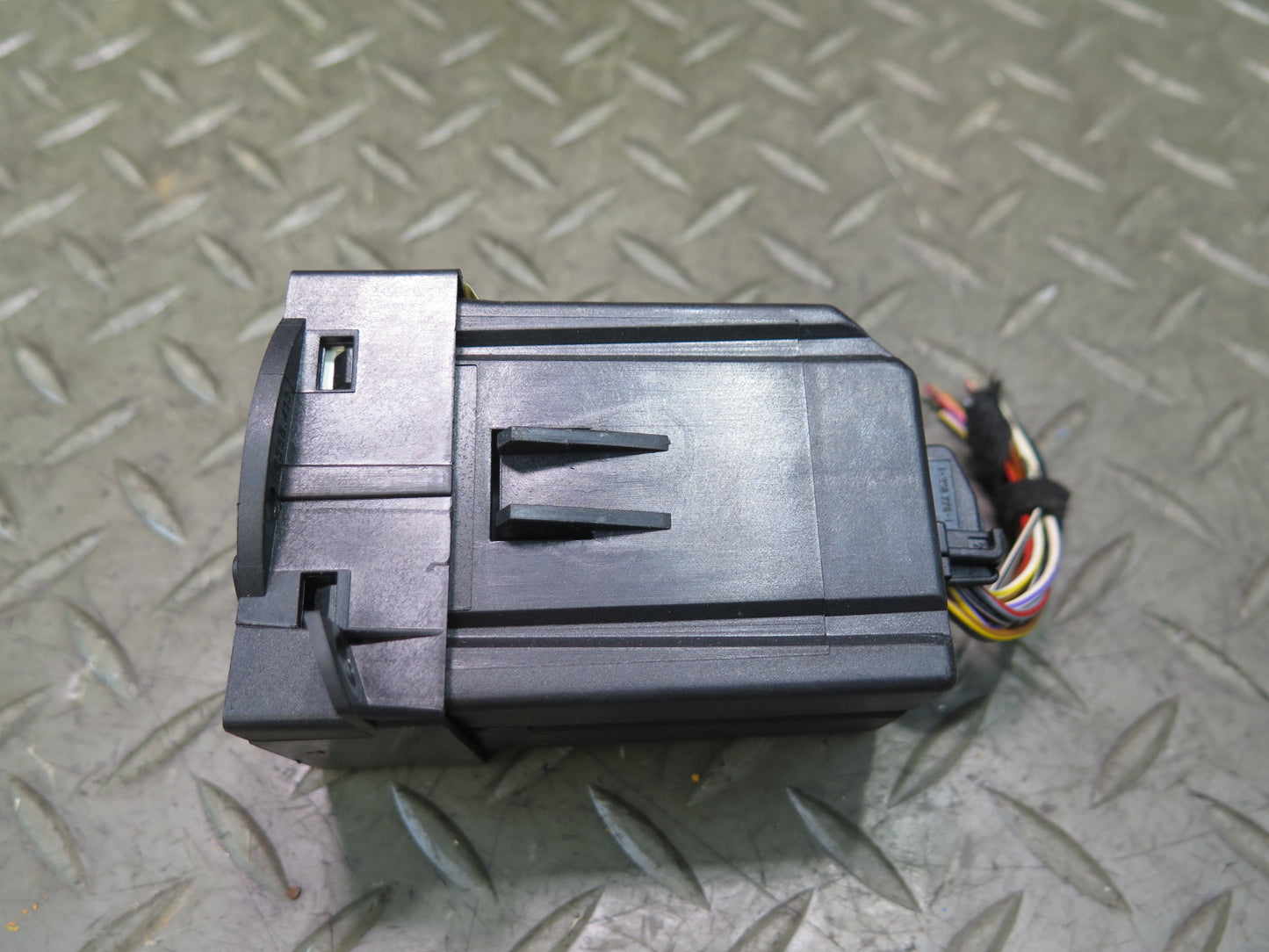 00-02 BMW E36/7 Z3 Onboard Computer Digital Clock Unit 8383661 OEM