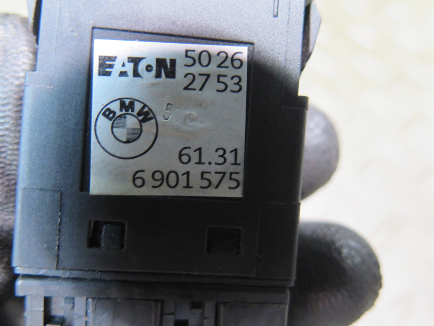 00-02 BMW E36/7 Z3 A/C Air Condition Recirculation Button Switch 6901575 OEM
