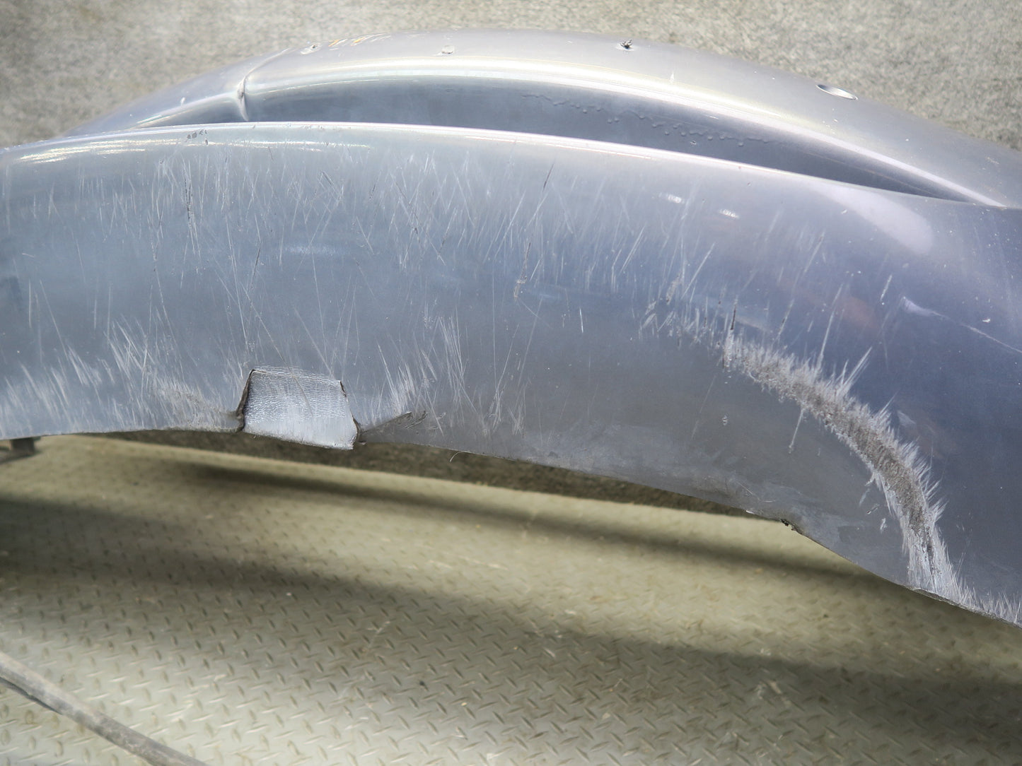 2006-2010 BMW E63 E64 M6 M-sport Front Bumper Cover w Kidney Grille Defected