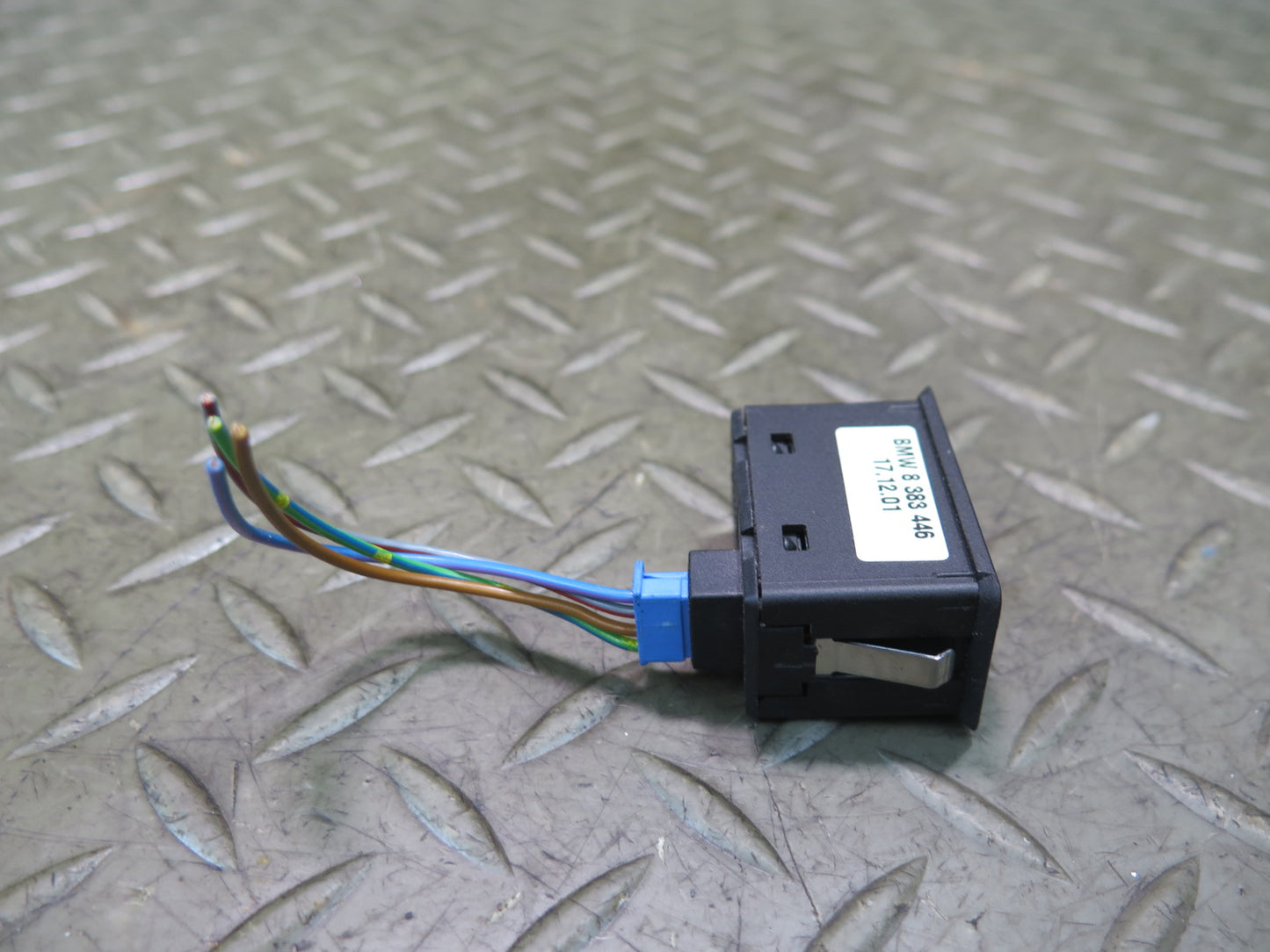 00-02 BMW E36/7 Z3 DSC Dynamic Stability Control Button Switch 8383446 OEM